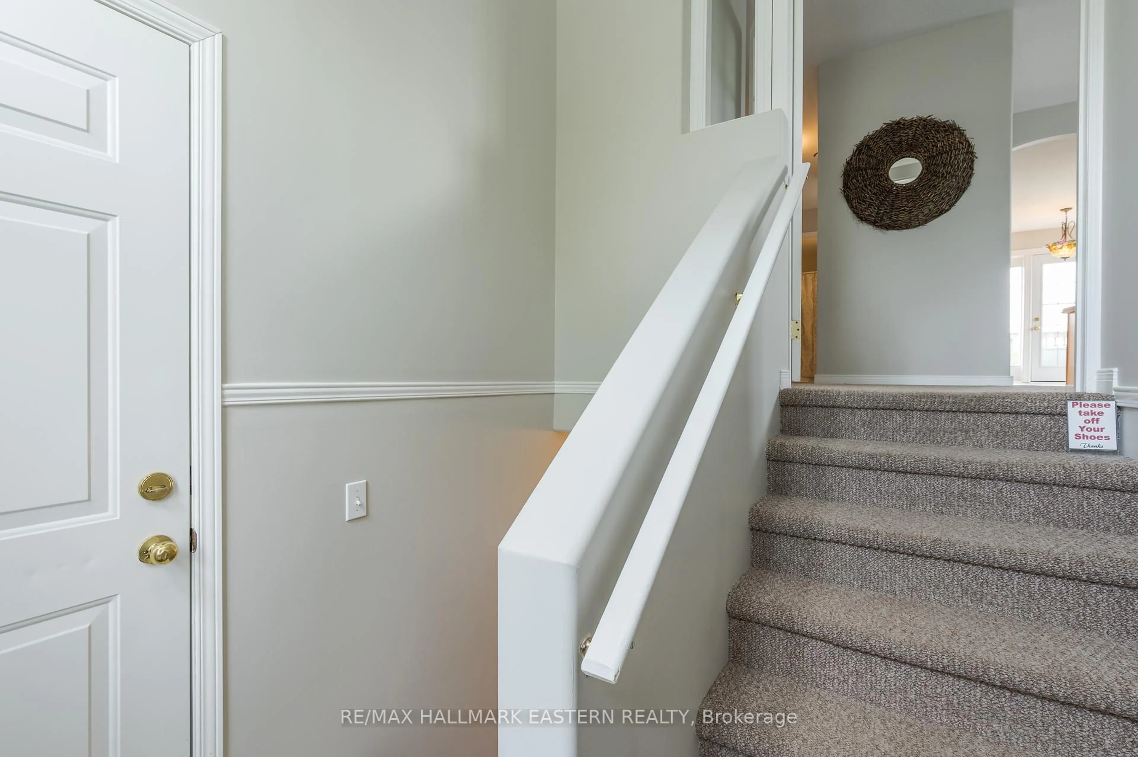 Unknown for 655 Trailview Dr, Peterborough South Ontario K9J 8P3