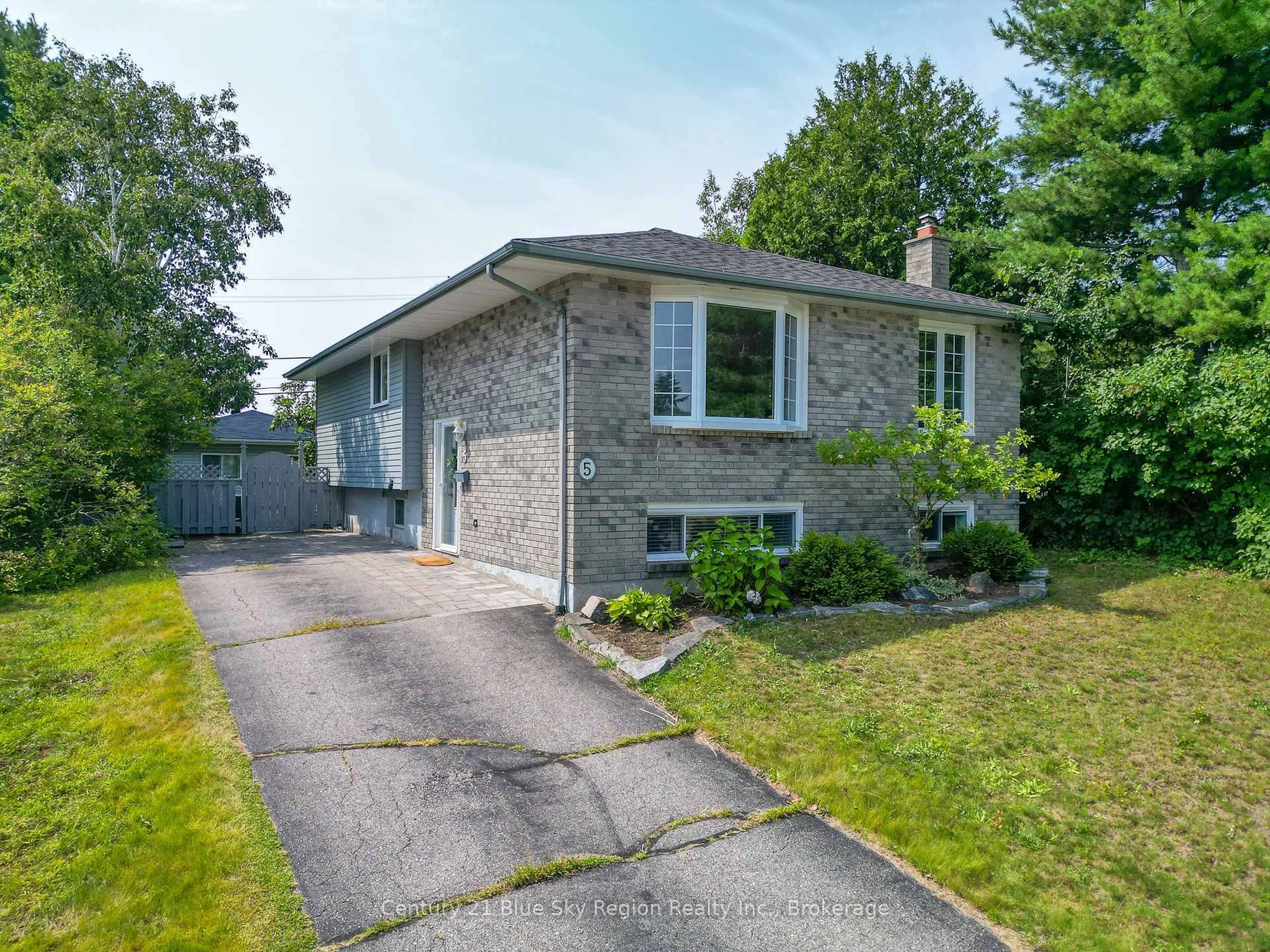 Home with brick exterior material, street for 5 Merlin Ave, North Bay Ontario P1A 3V6
