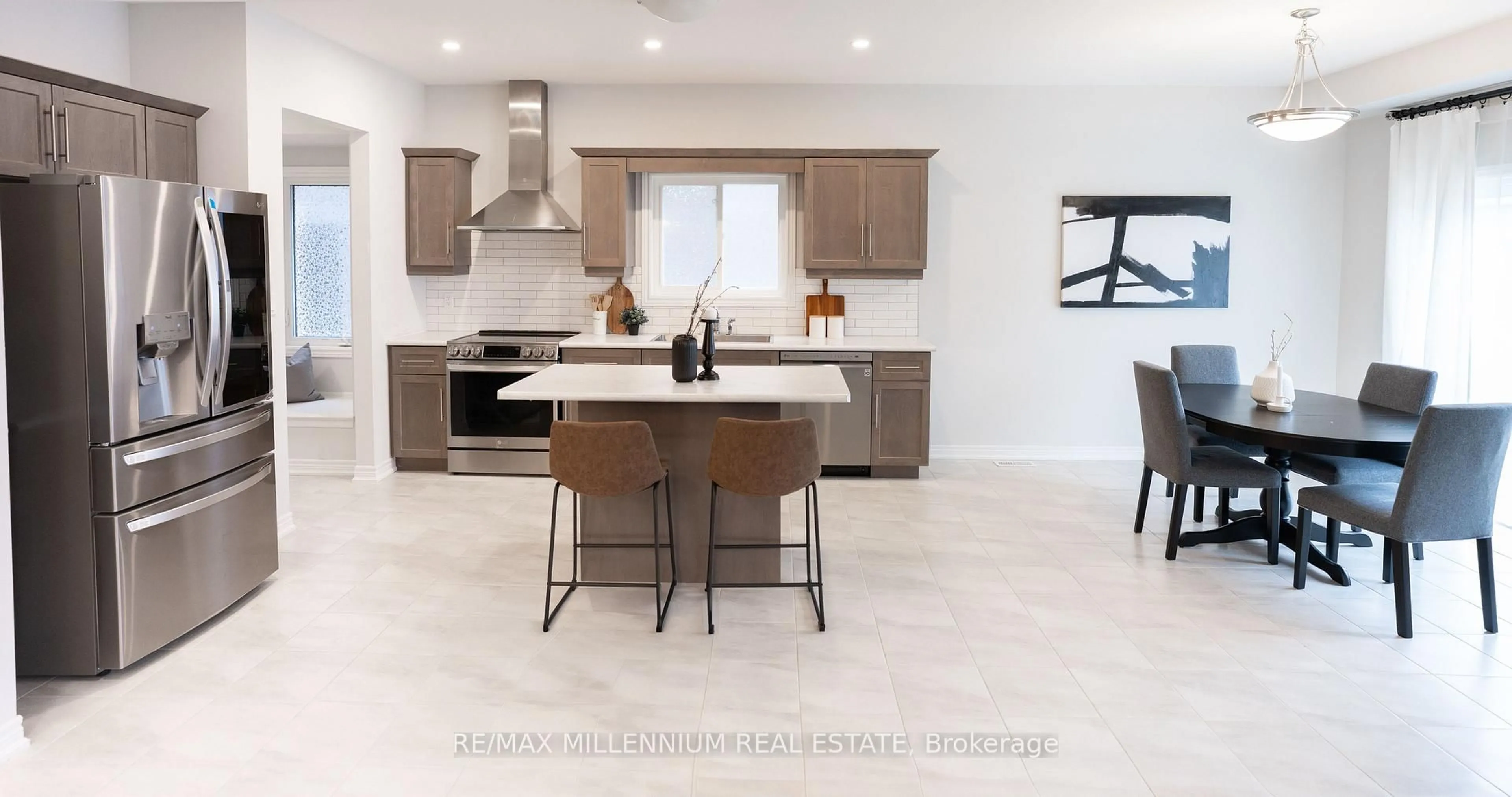 Open concept kitchen, ceramic/tile floor for 217 Walker Rd, Pelham Ontario L0S 1E6