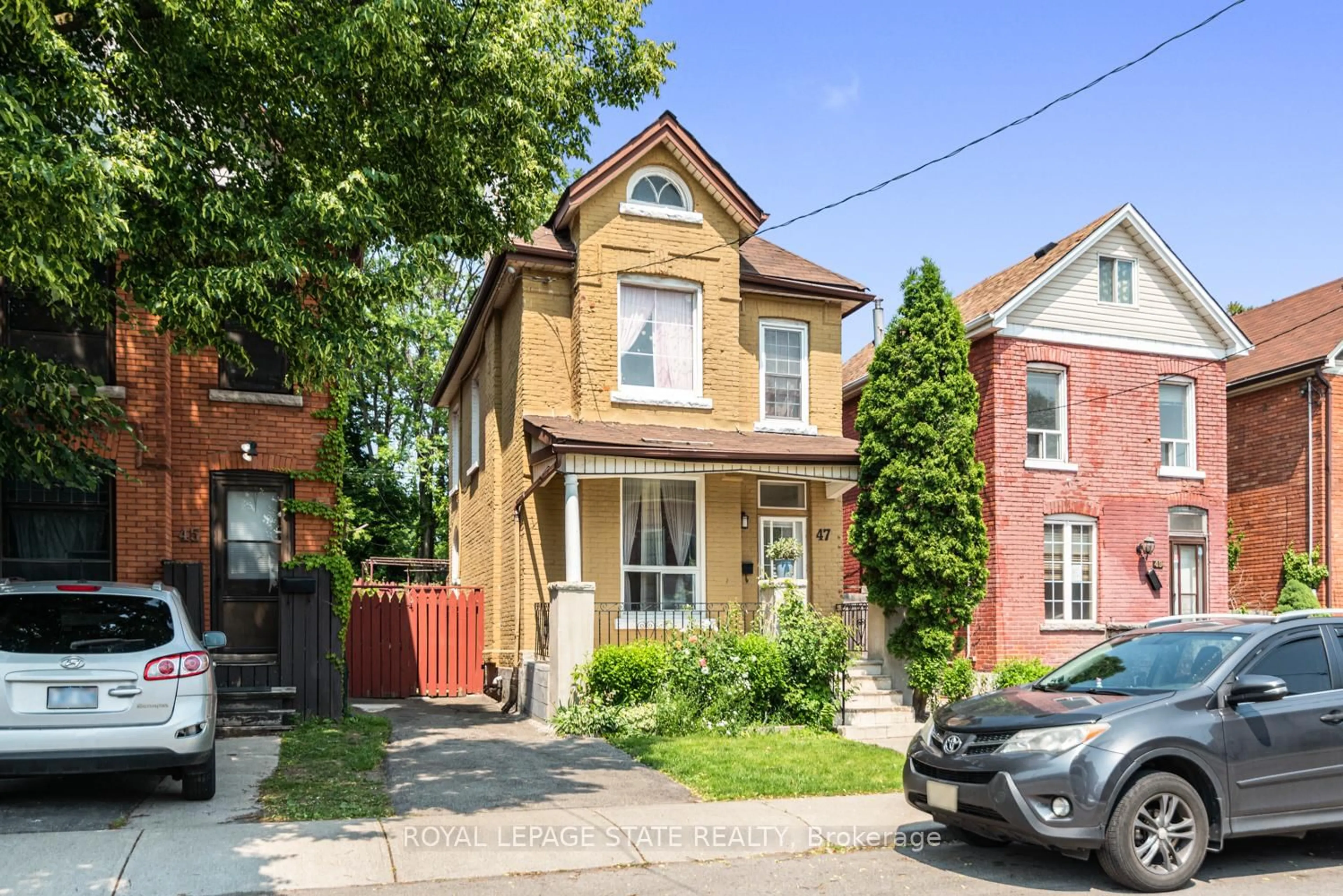Home with brick exterior material, street for 47 Clyde St, Hamilton Ontario L8L 5R5