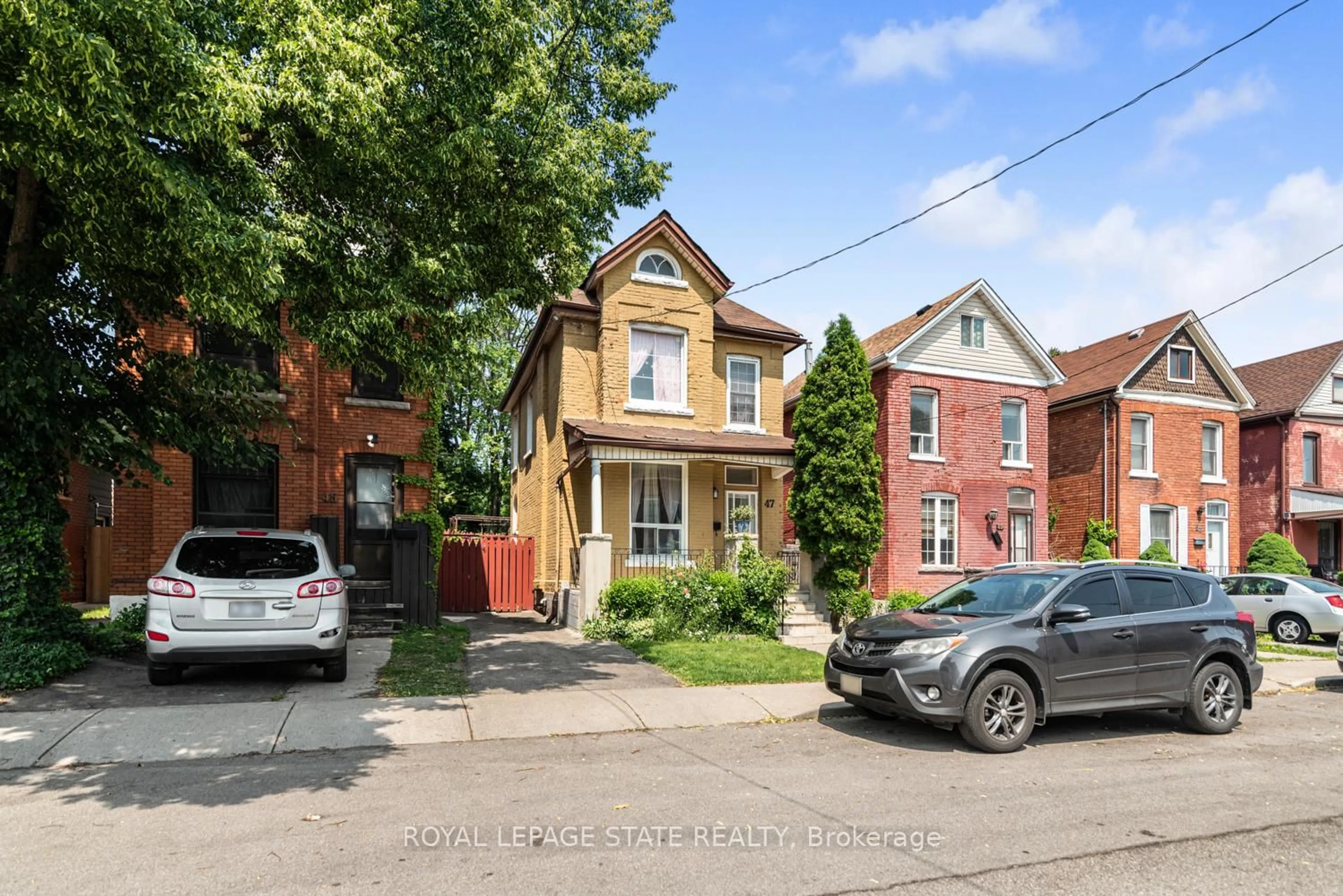 Home with brick exterior material, street for 47 Clyde St, Hamilton Ontario L8L 5R5