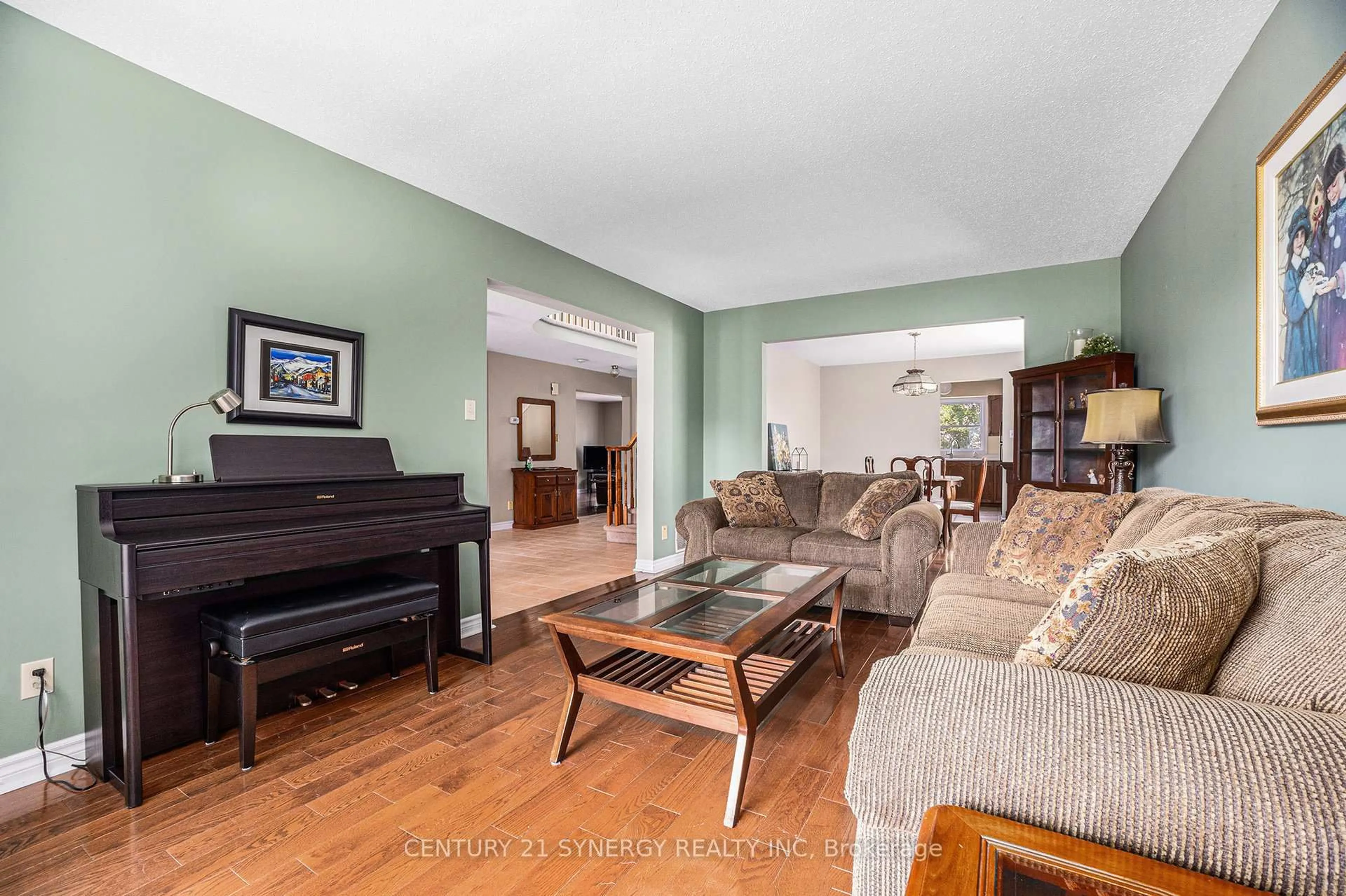 Living room with furniture, unknown for 1730 Leduc Cres, Orleans Ontario K4A 2V5