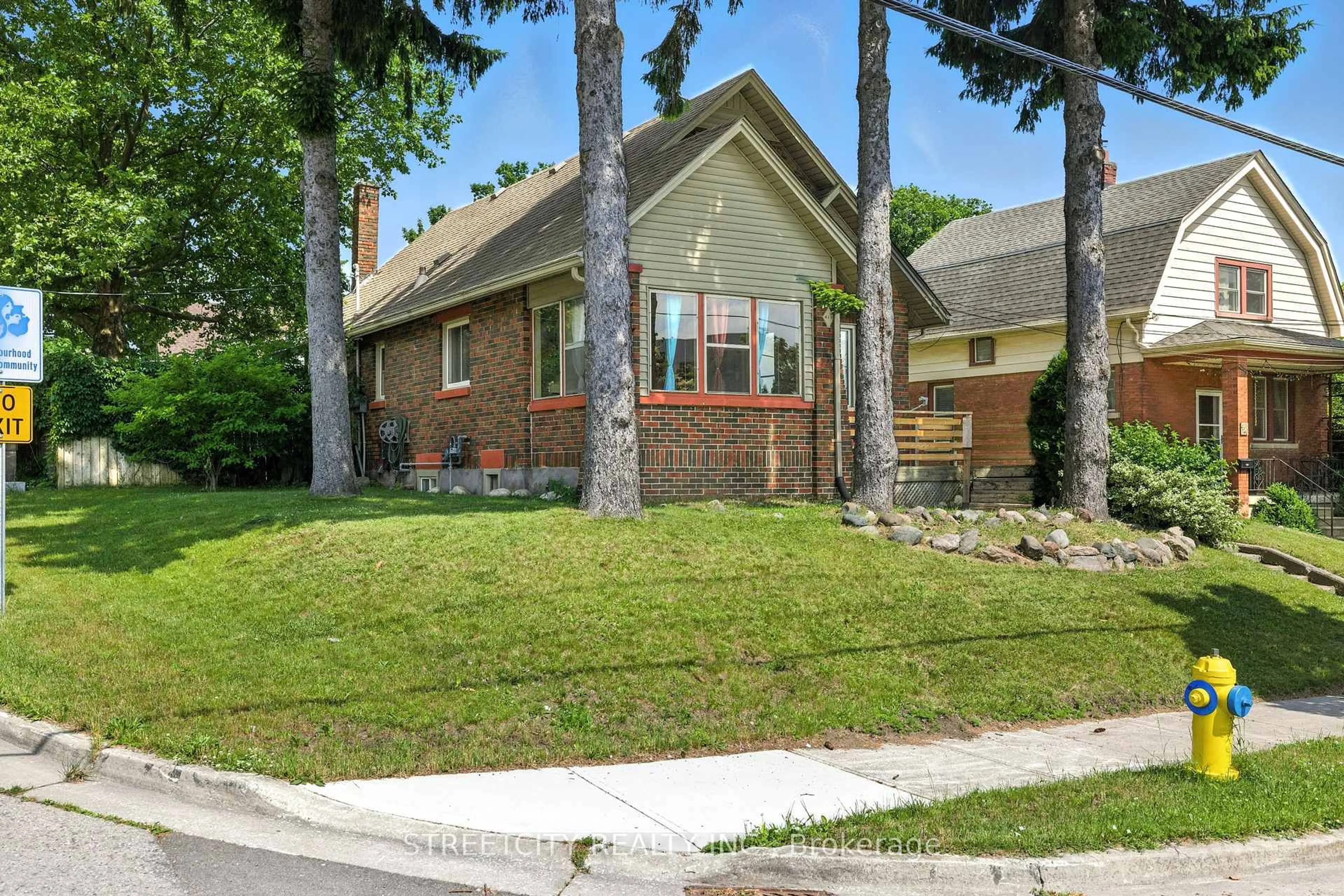 Home with brick exterior material, street for 418 Ashland Ave, London East Ontario N5W 4G3