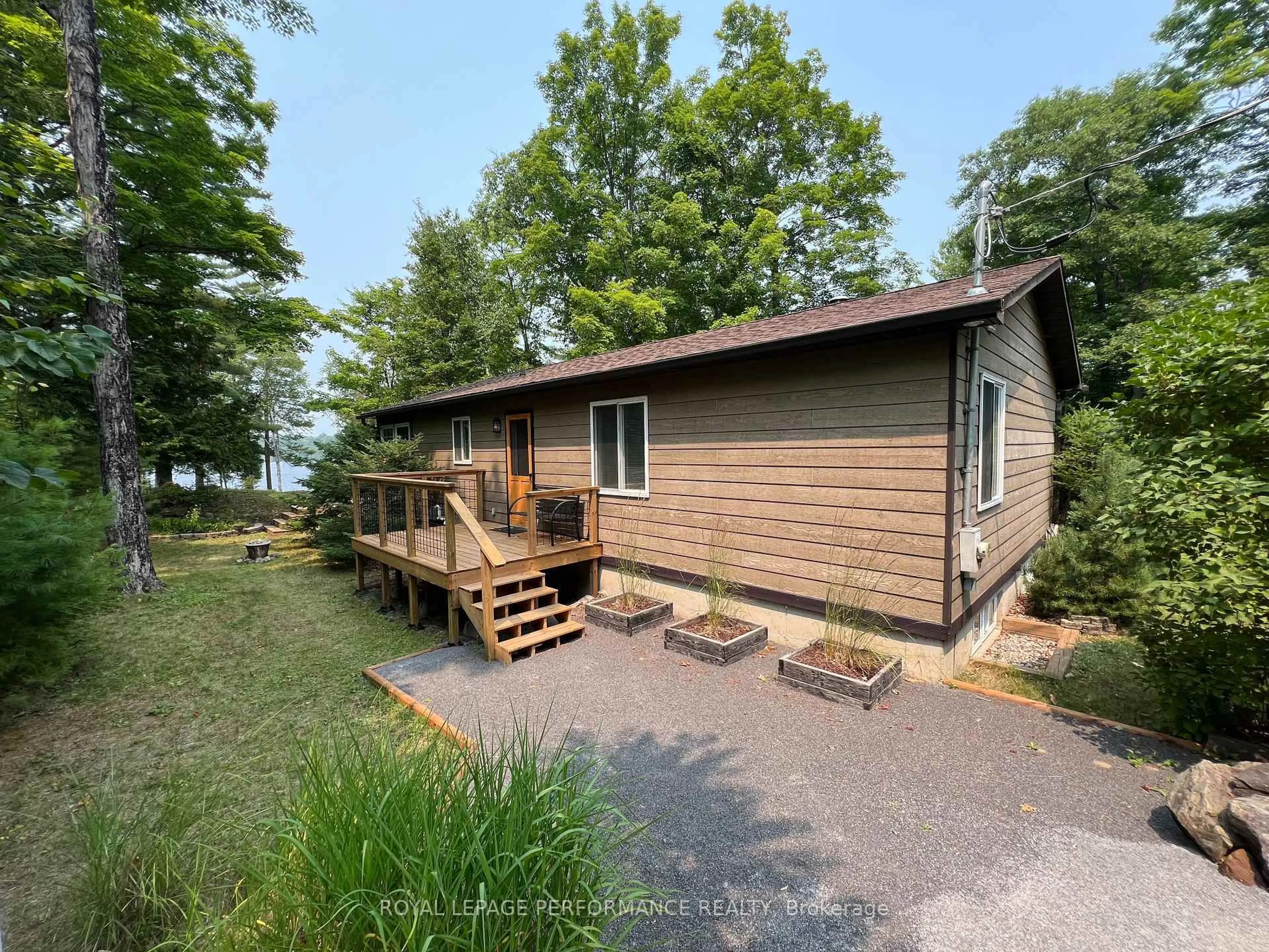 A pic from outside/outdoor area/front of a property/back of a property/a pic from drone, water/lake/river/ocean view for 126 LACOURSE Lane, White Lake Ontario K0A 3L0