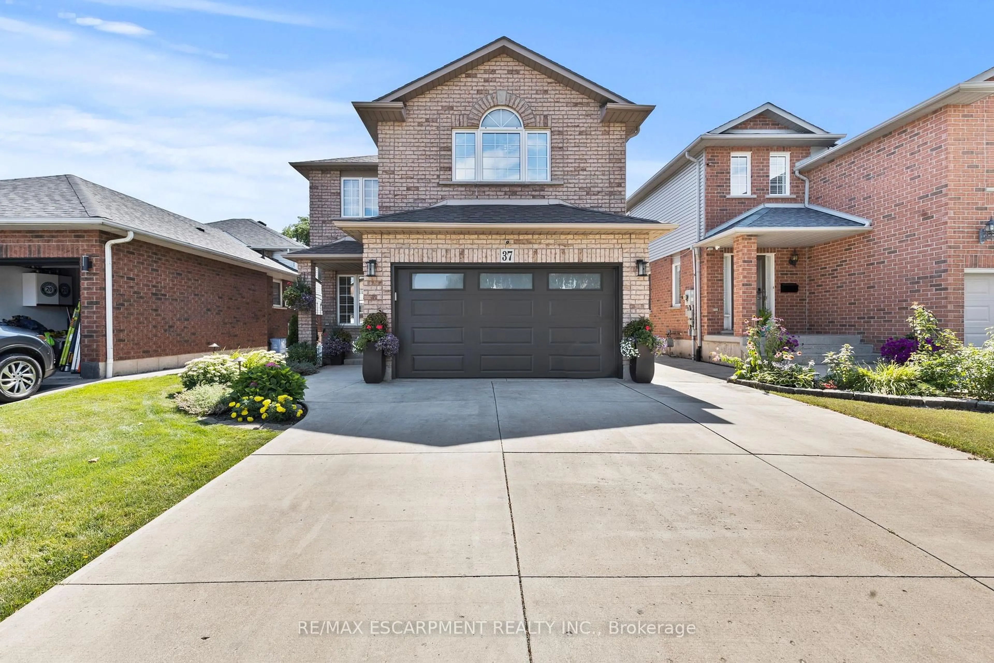 Home with brick exterior material, street for 37 Darrow Dr, Hamilton Ontario L8E 4P4