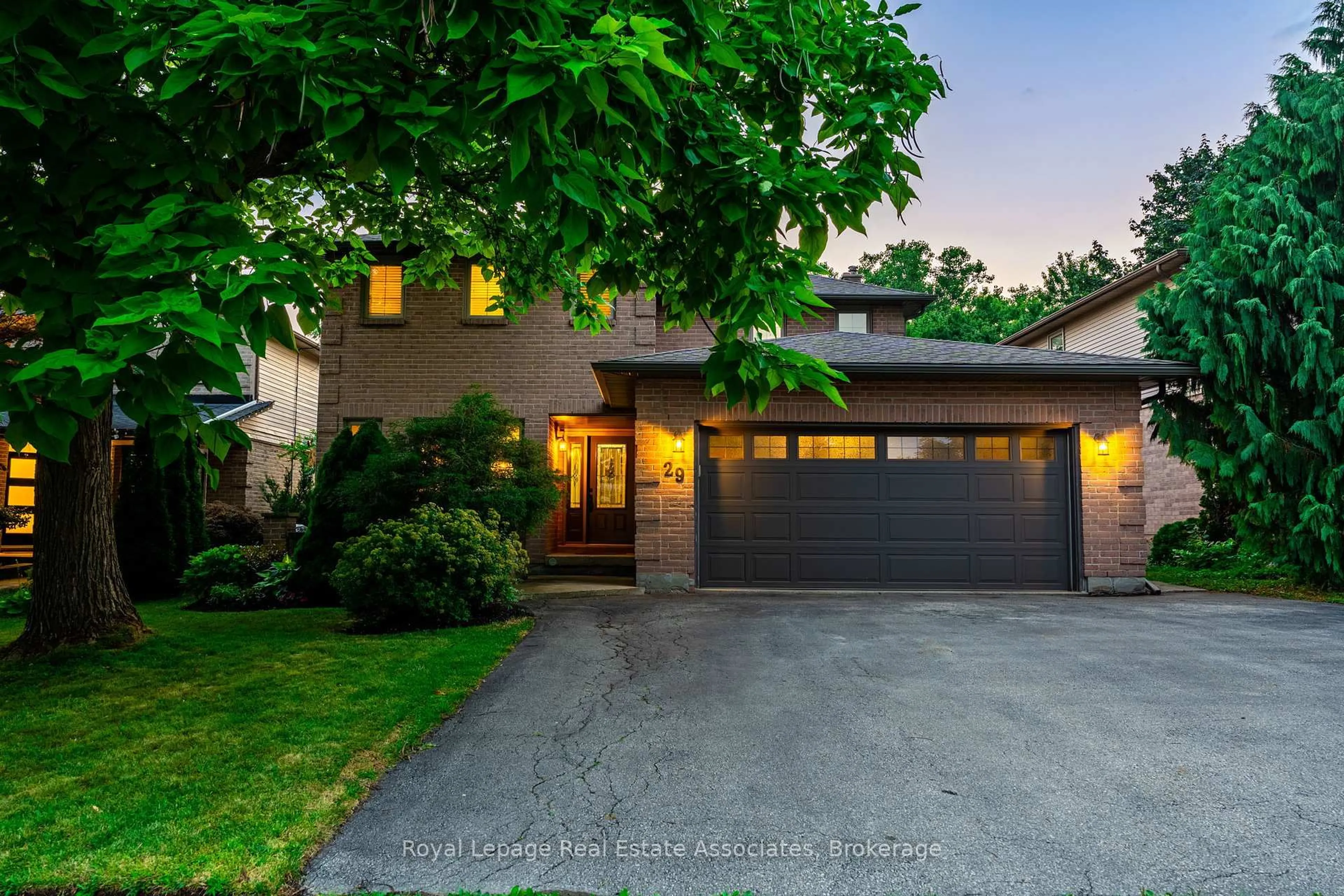 Home with brick exterior material, street for 29 Laurendale Ave, Hamilton Ontario L8B 0B4