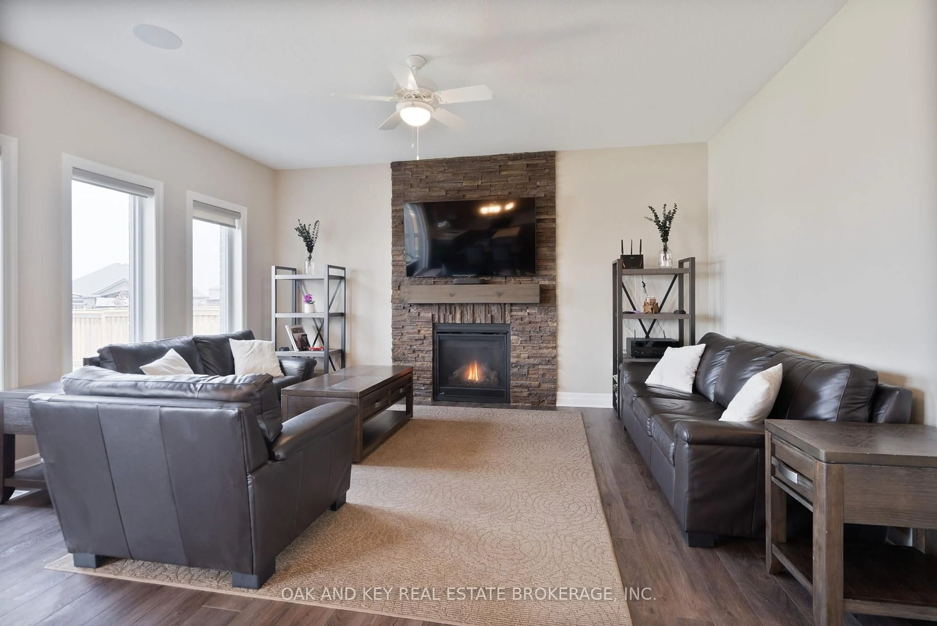 Living room with furniture, unknown for 25 Hardy Crt, Lucan Biddulph Ontario N0M 2J0