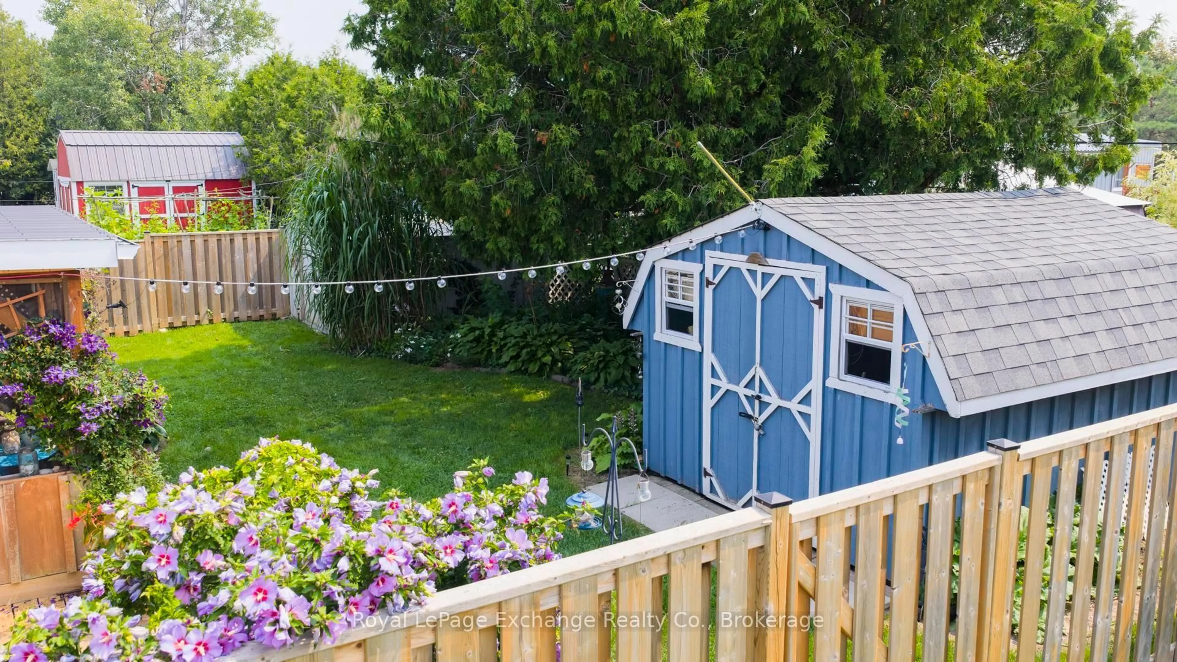 Shed for 53 Maplewood Blvd, Kincardine Ontario N0G 2T0