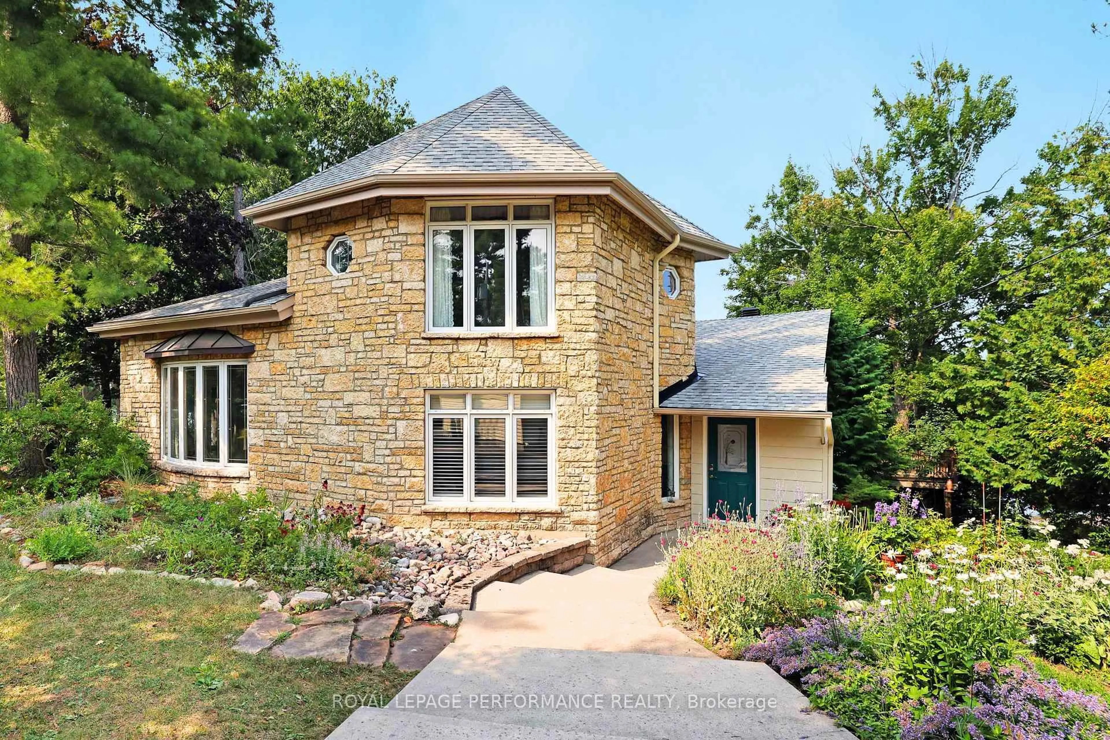Home with brick exterior material, street for 4004 Armitage Ave, Ottawa Ontario K0A 1T0