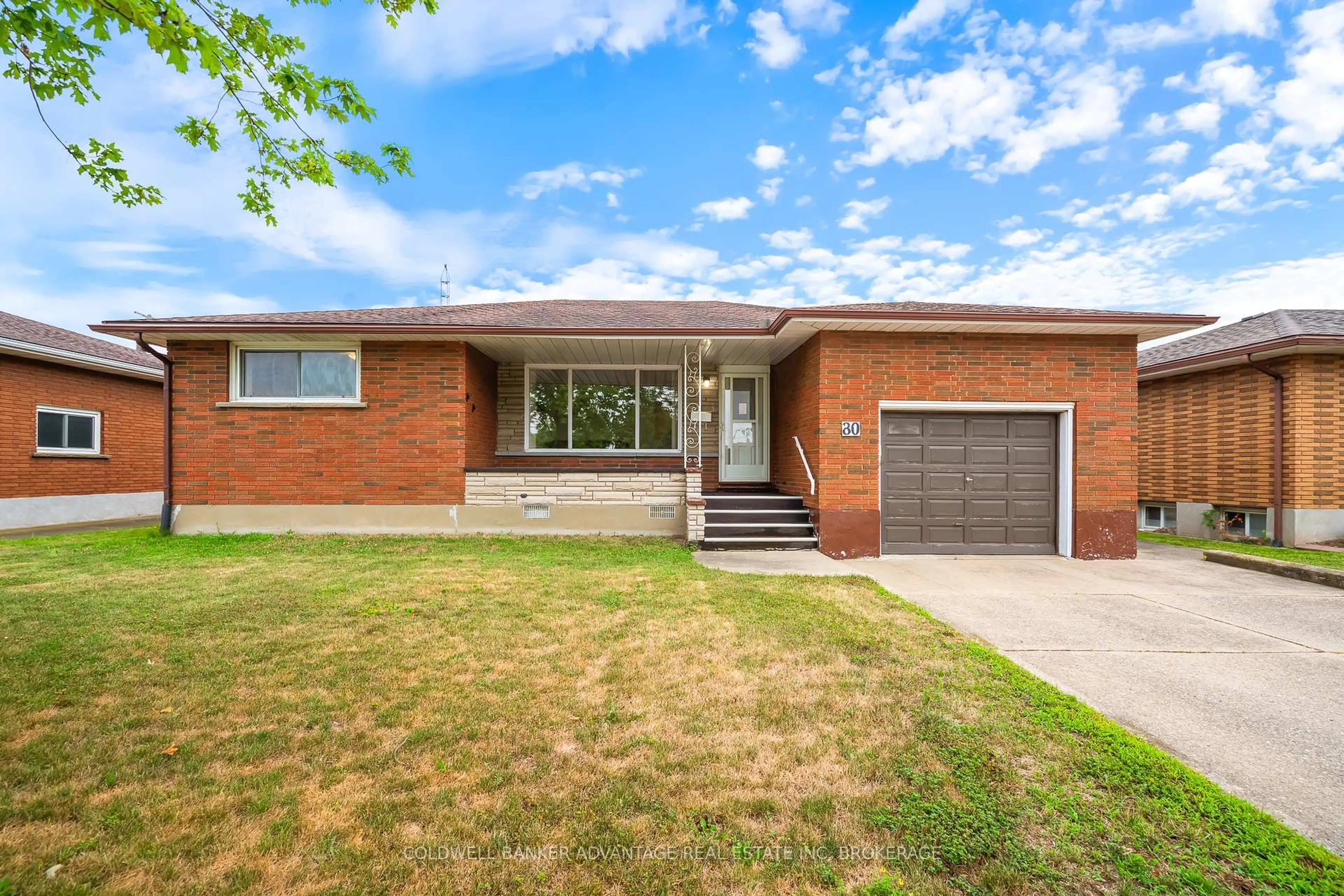 Home with brick exterior material, street for 80 Saint Andrews Ave, Welland Ontario L3B 1E4