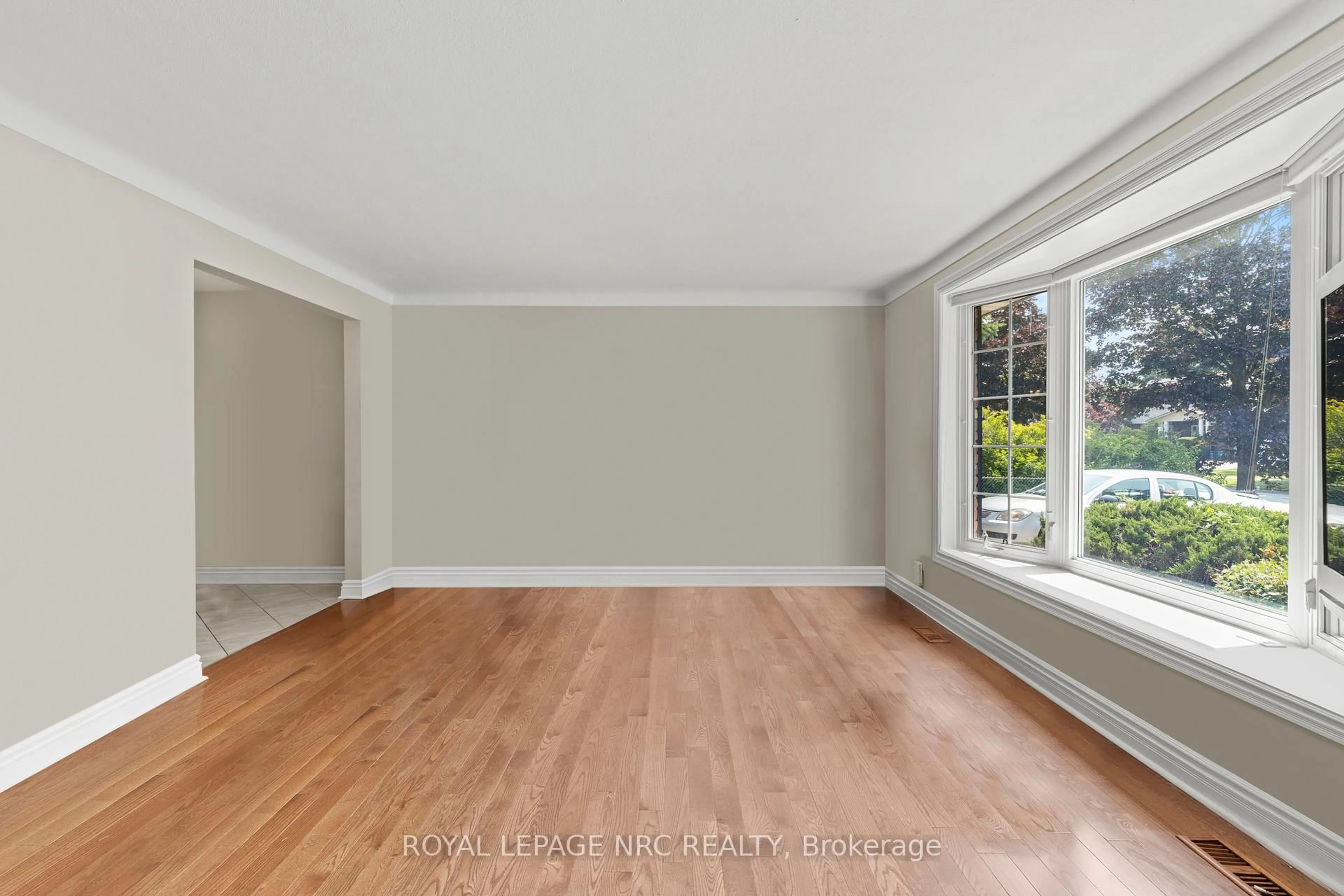 A pic of a room for 10 Upper Canada Dr, Niagara-on-the-Lake Ontario L0S 1J0