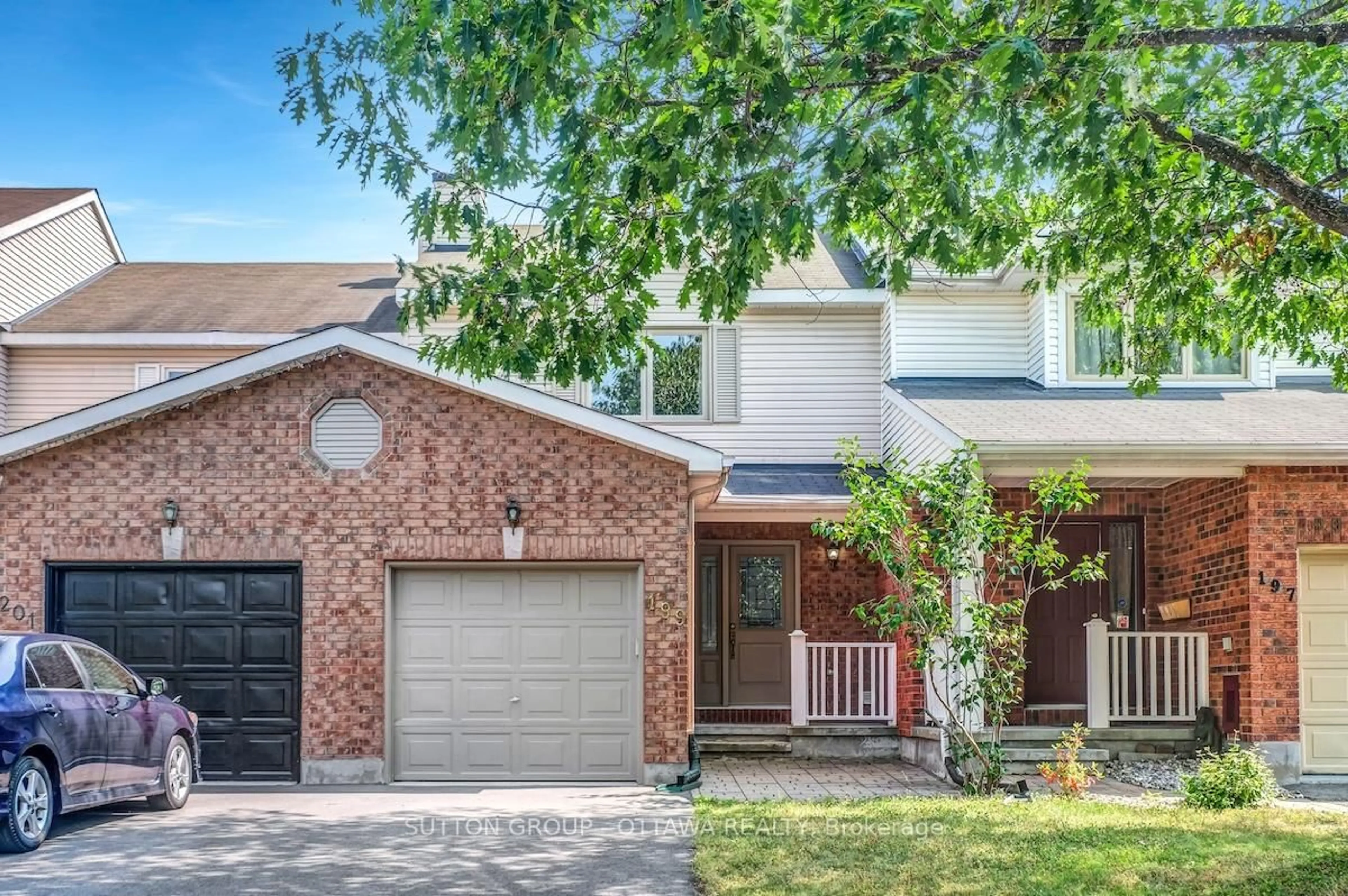 Home with brick exterior material, street for 199 Markland Cres, Ottawa Ontario K2G 6B7