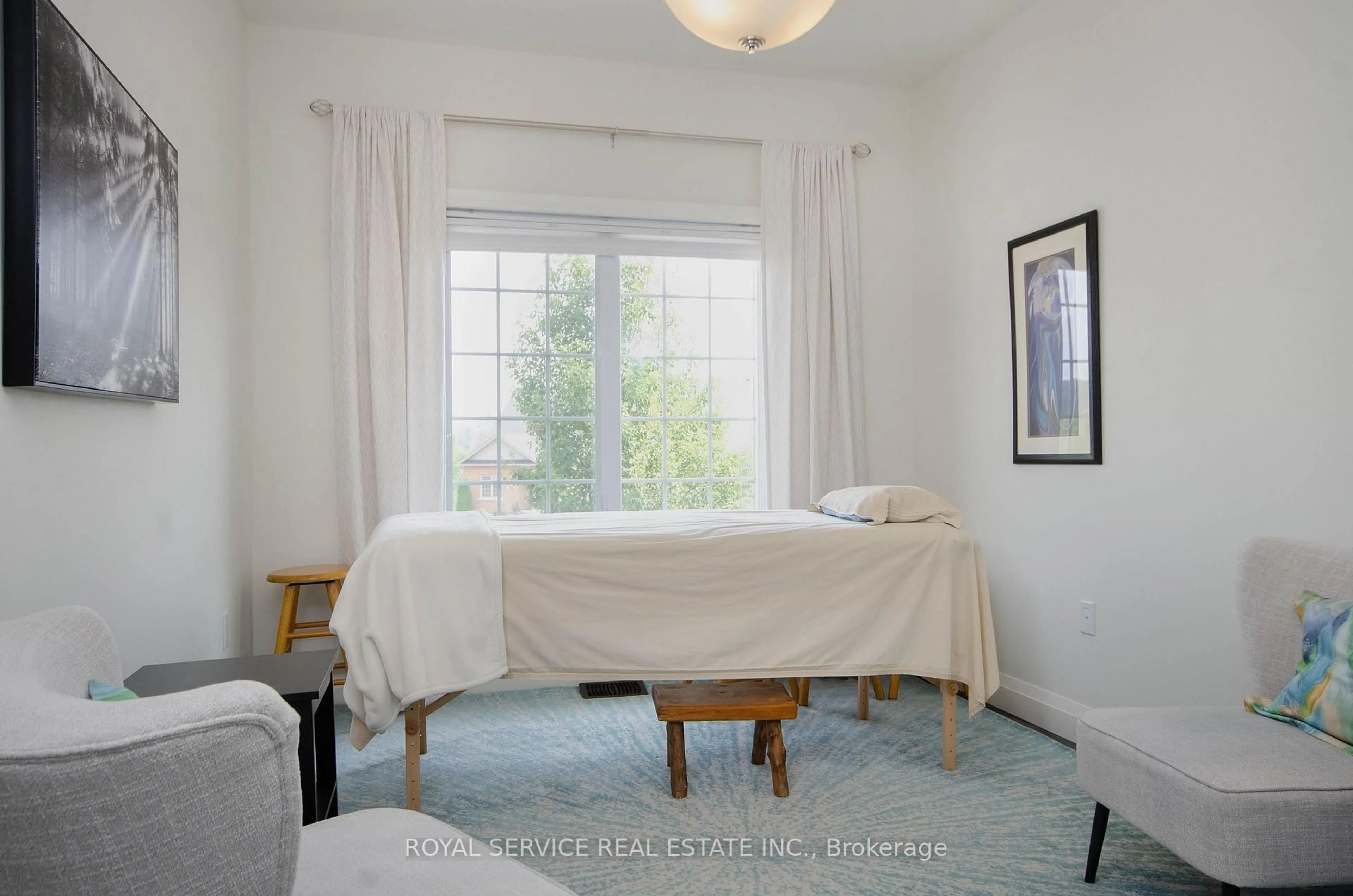 A pic of a room for 79 Orchard Way, Trent Hills Ontario K0K 3K0
