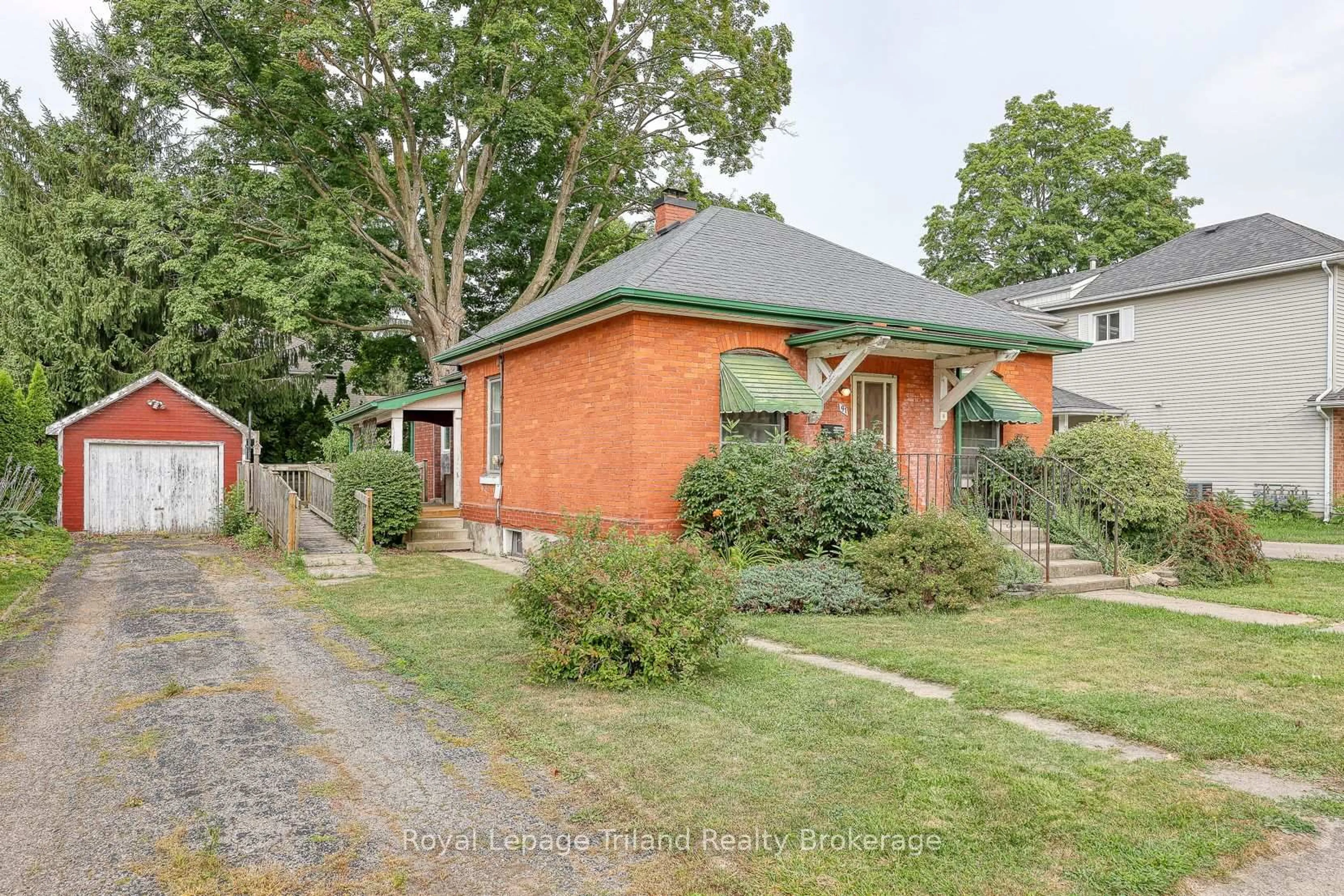 Home with brick exterior material, street for 91 Winniett St, Woodstock Ontario N4S 5Z6
