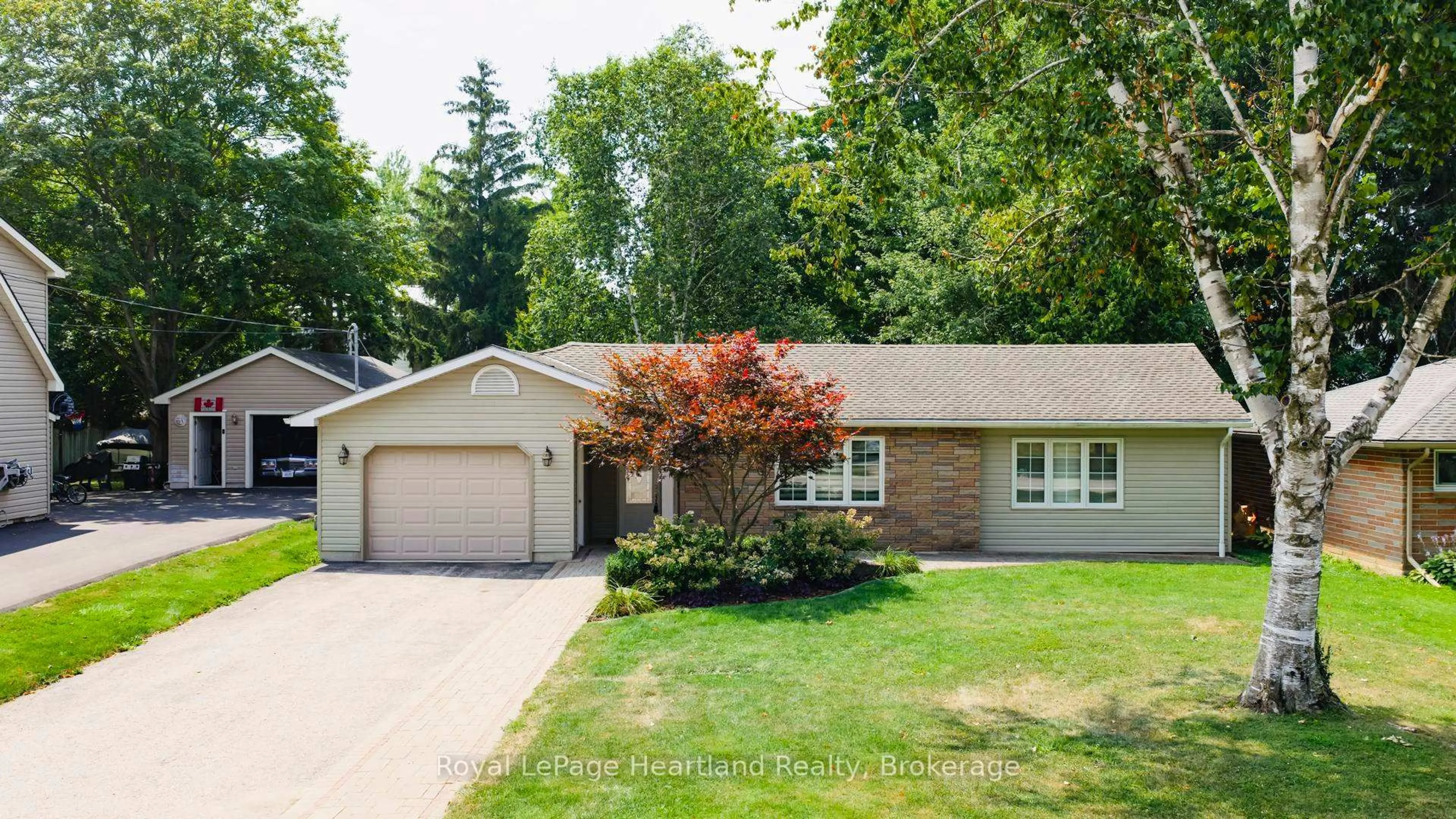 Home with vinyl exterior material, street for 218 Princess St, Central Huron Ontario N0M 1L0