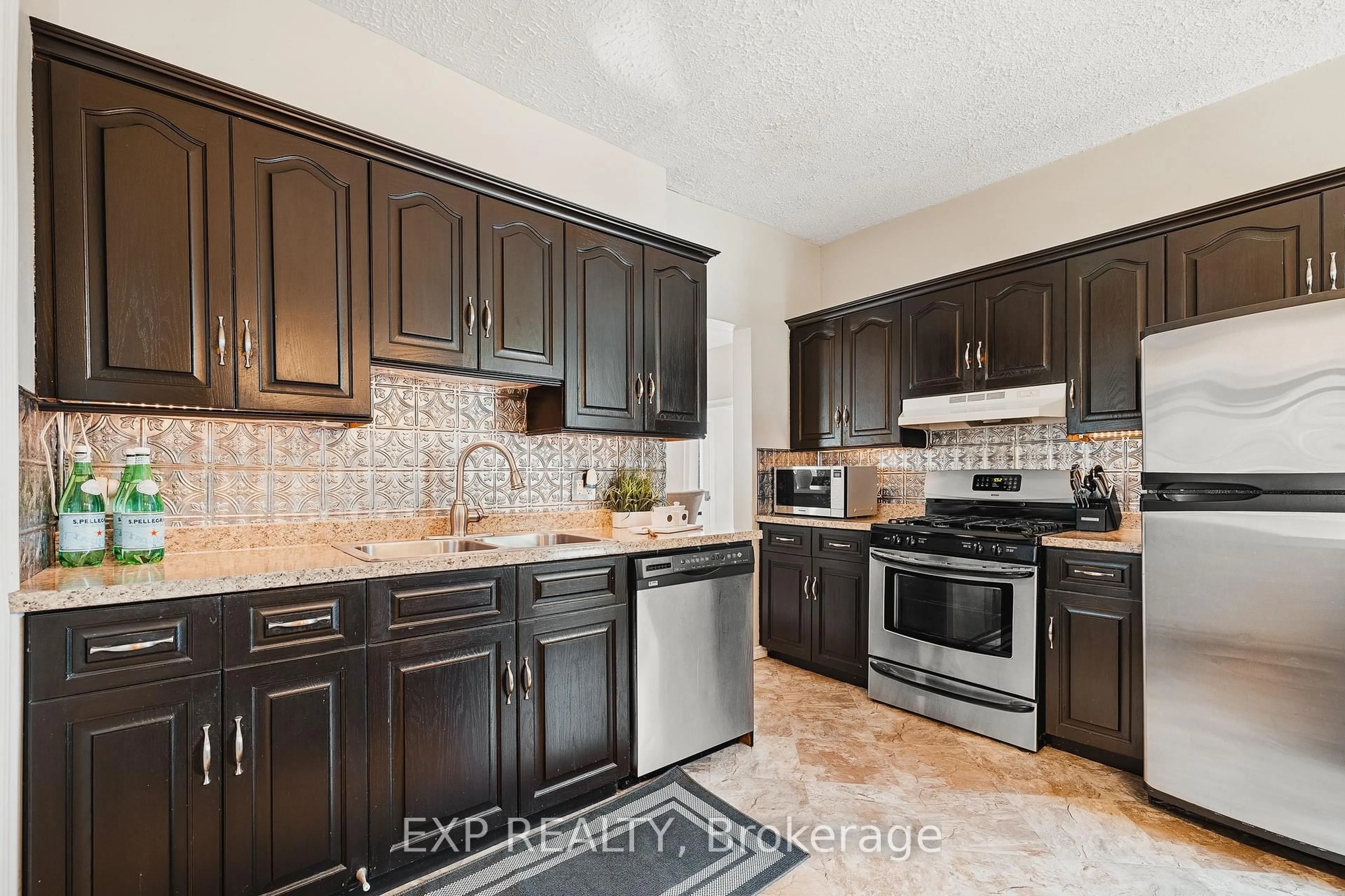 Open concept kitchen, ceramic/tile floor for 505 Wallace Ave, North Perth Ontario N4W 1L8