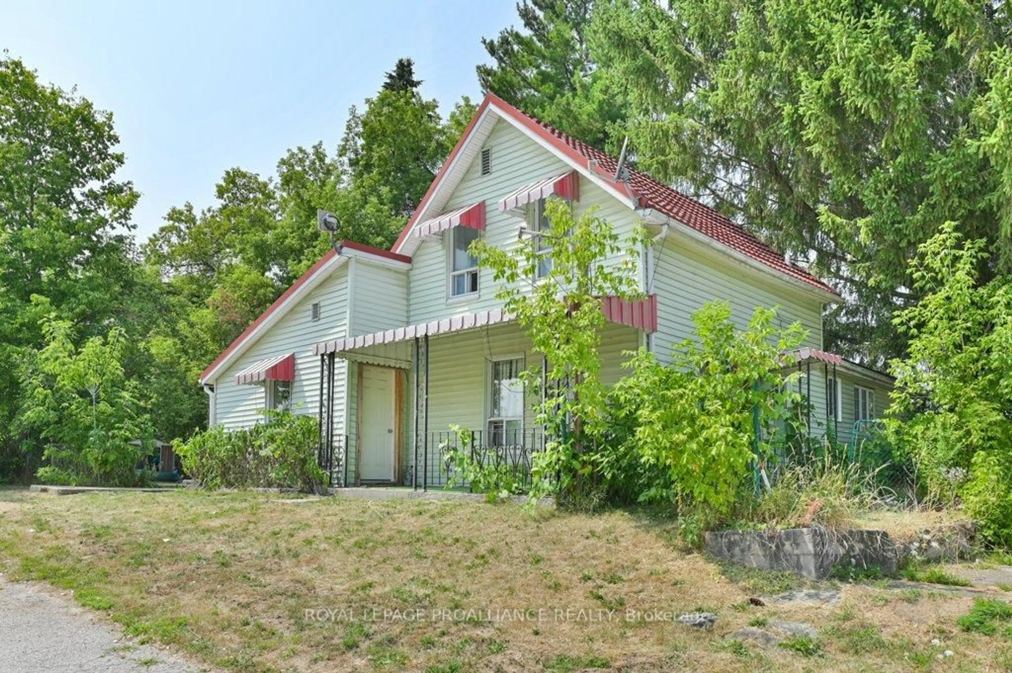 Unknown for 100 James St, Tweed Ontario K0K 3J0
