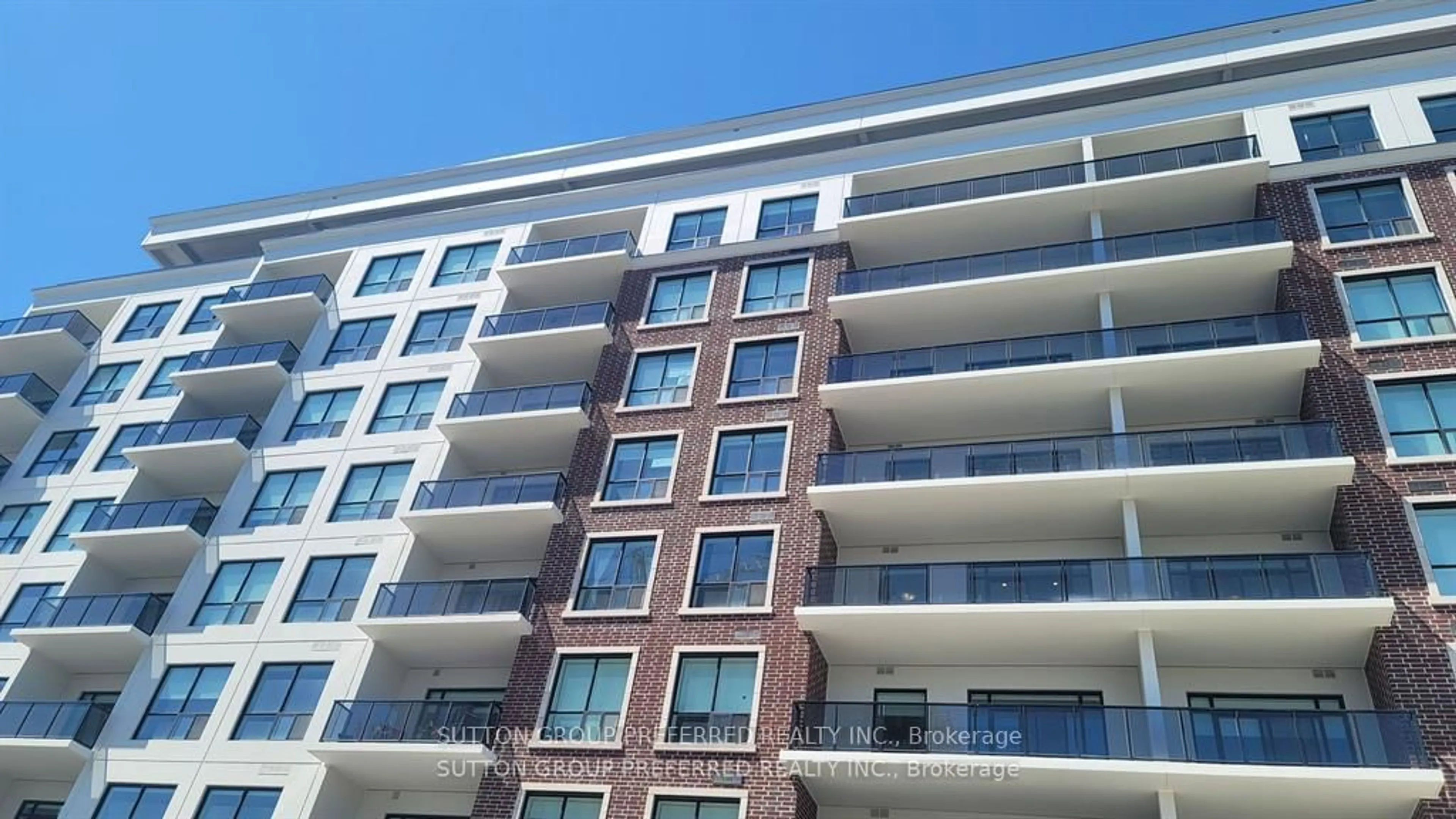 Balcony in the apartment, building for 460 Callaway Rd #909, London North Ontario N6G 0M3