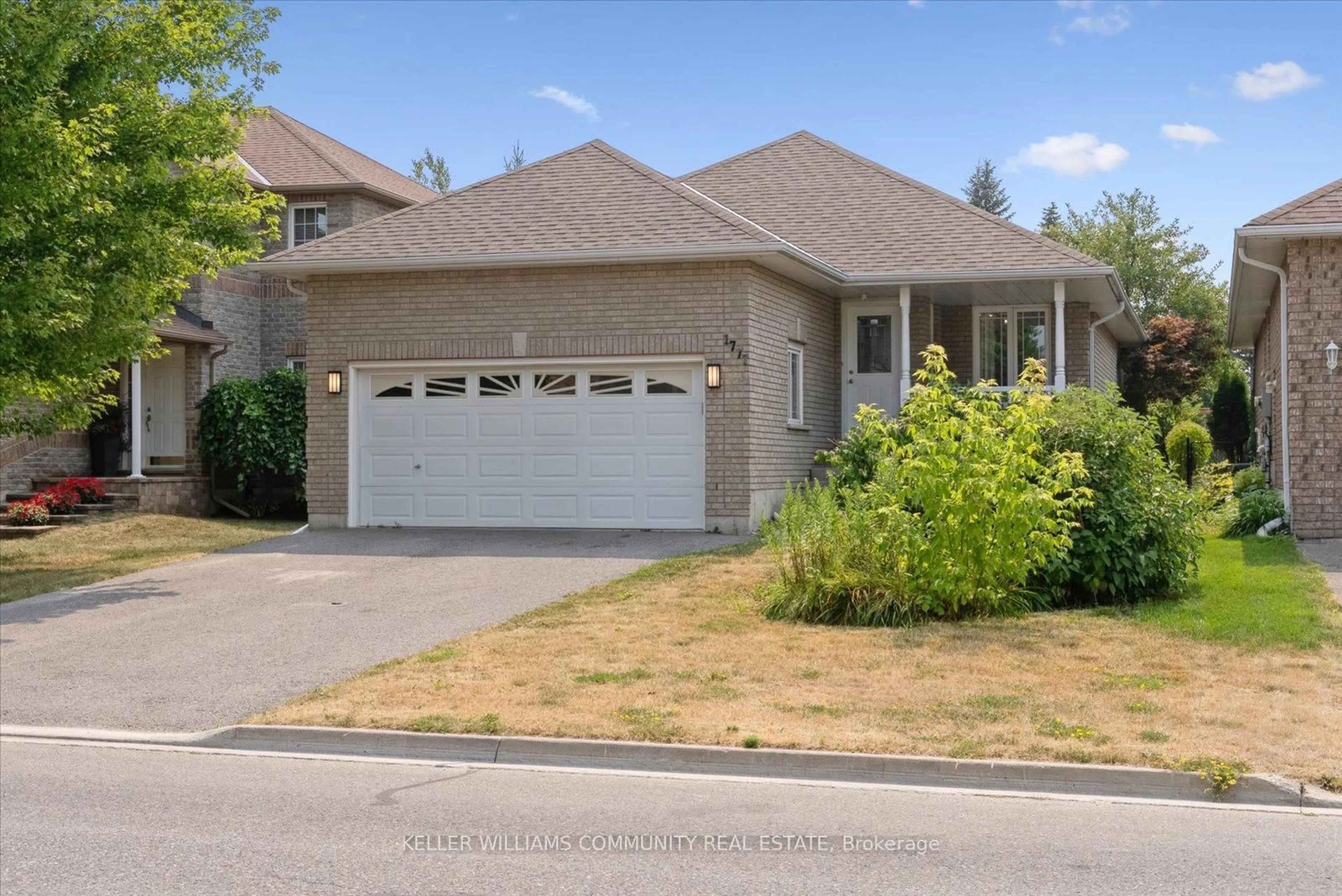 Home with vinyl exterior material, street for 1777 Keppler Cres, Peterborough West Ontario K9K 2P1