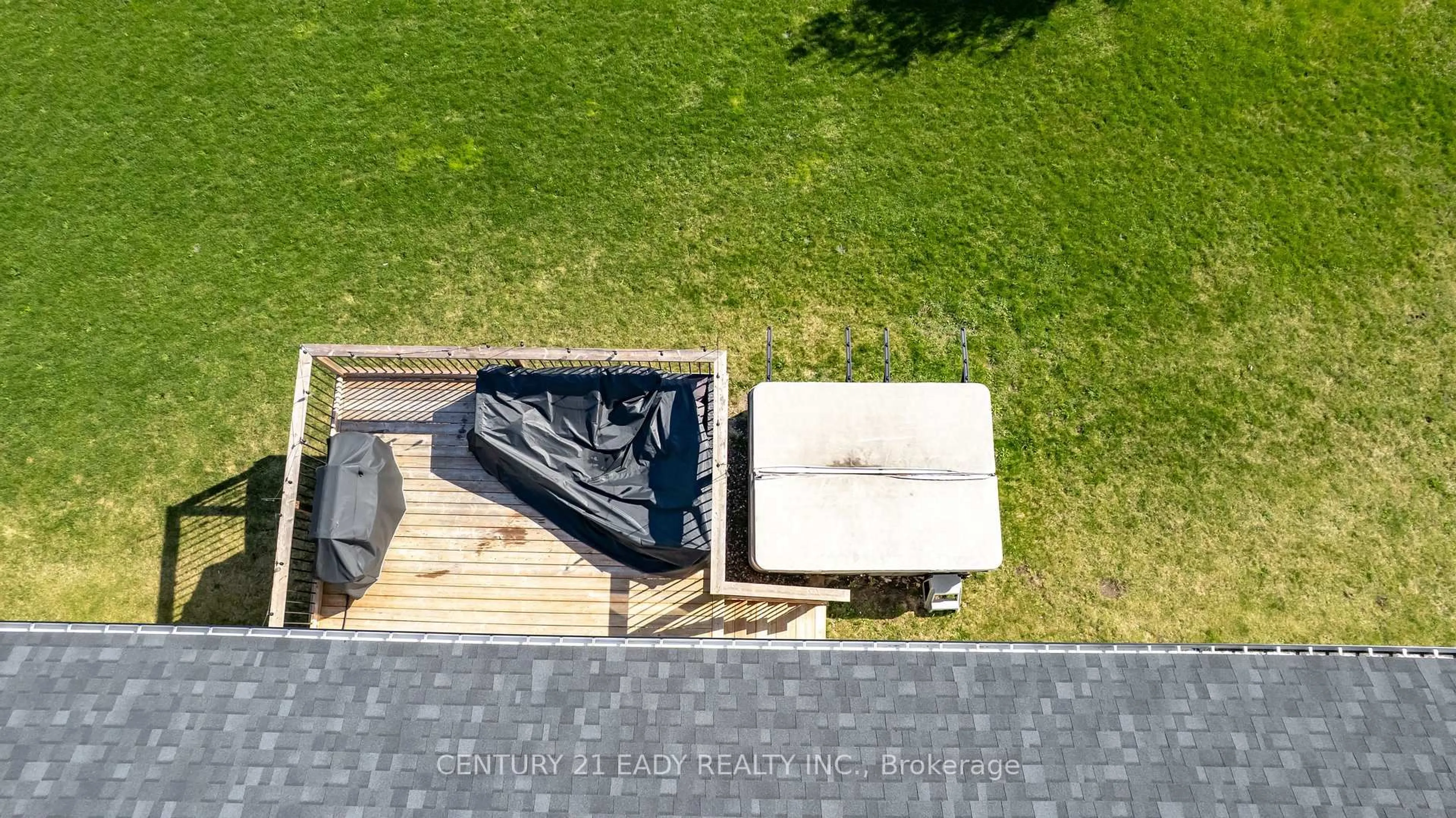 A pic from outside/outdoor area/front of a property/back of a property/a pic from drone, city buildings view from balcony for 432 Early Rd, Renfrew Ontario K7V 3Z4