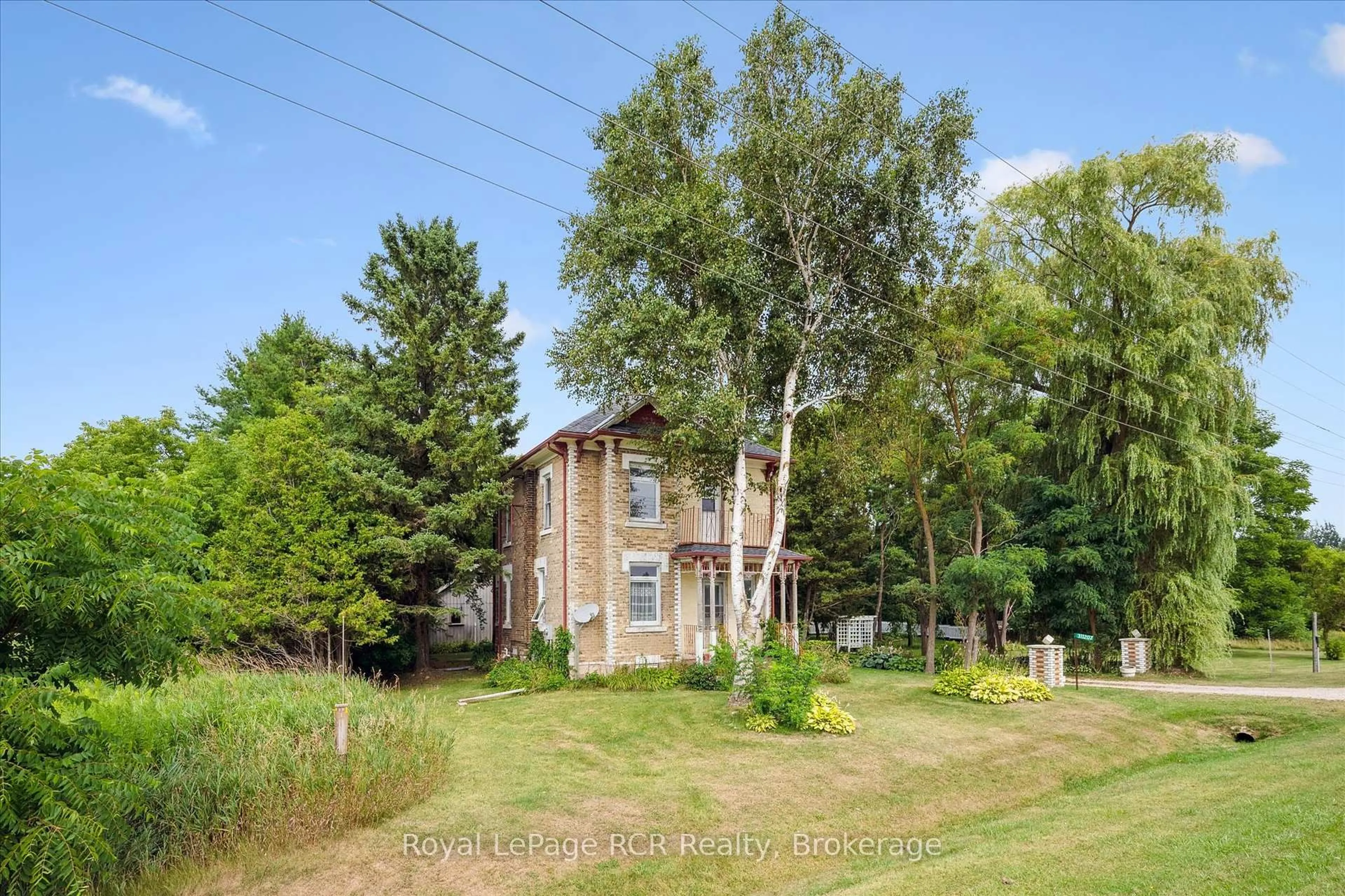 A pic from outside/outdoor area/front of a property/back of a property/a pic from drone, building for 311207 Highway Highway, Southgate Ontario N0G 2L0