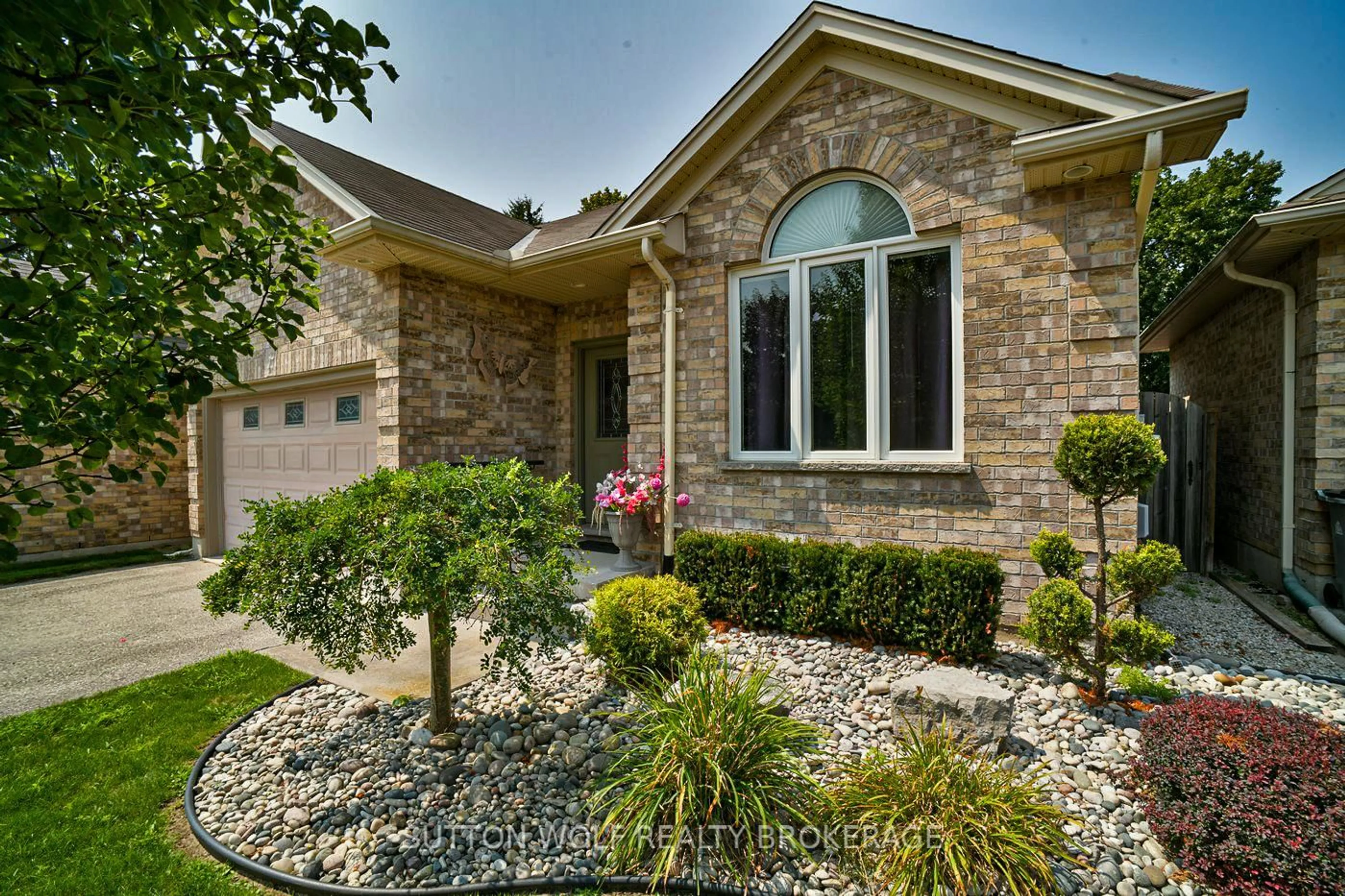 Home with brick exterior material, street for 375 Scott St #42, Strathroy-Caradoc Ontario N7G 4G7