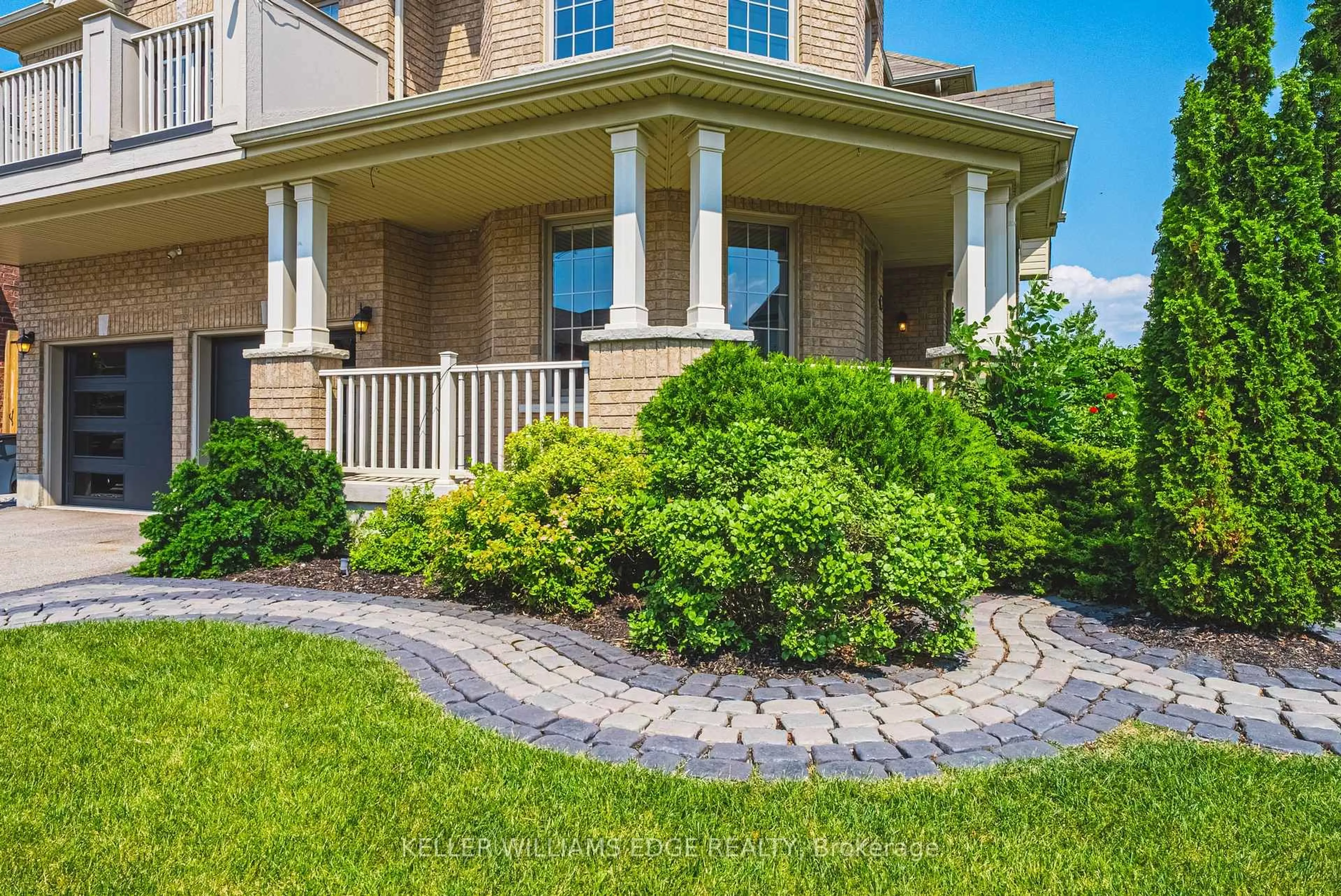 Patio, street for 8788 Dogwood Cres, Niagara Falls Ontario L2H 0L1
