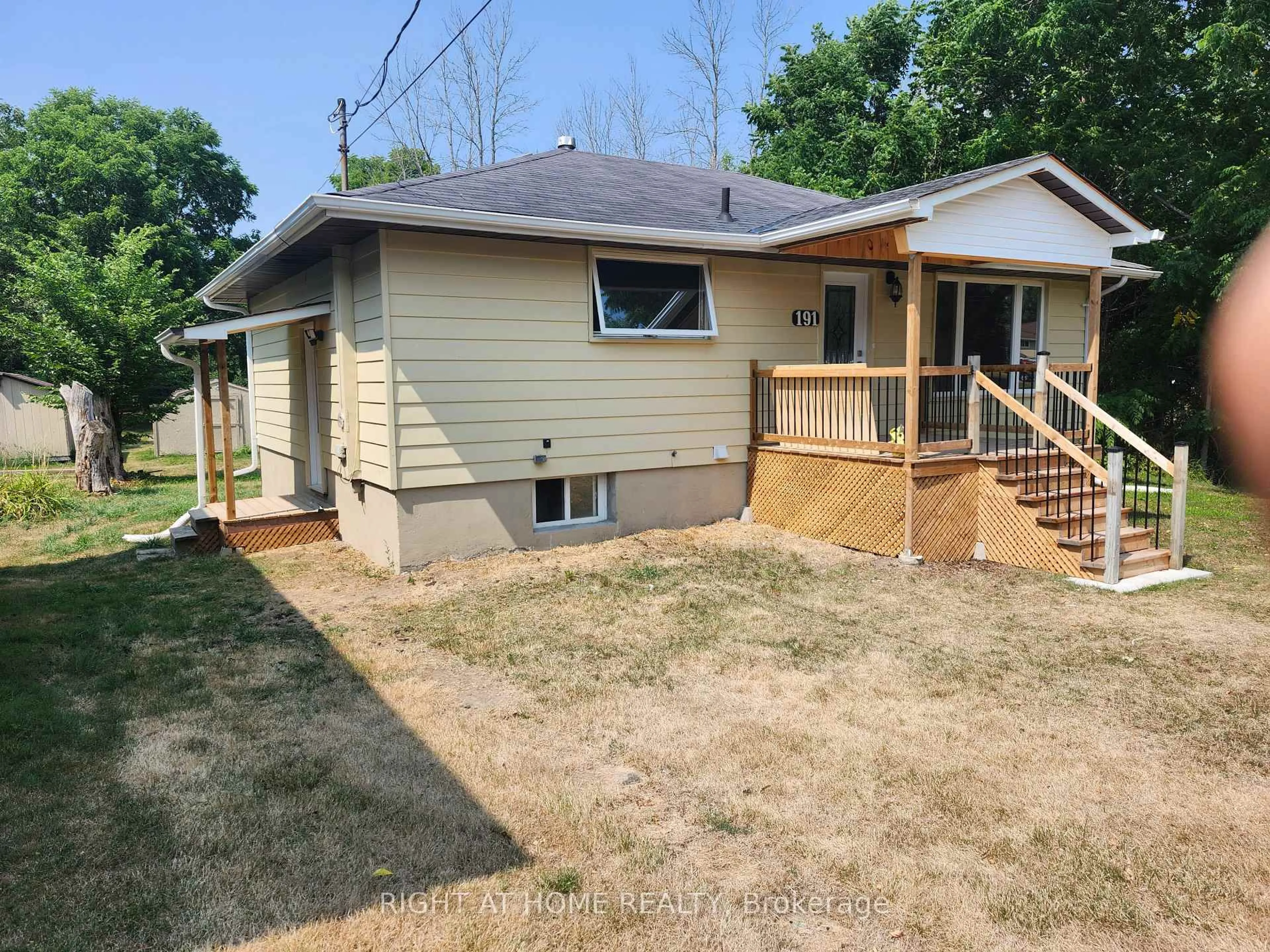 Unknown for 191 Brant St, Deseronto Ontario K0K 1X0