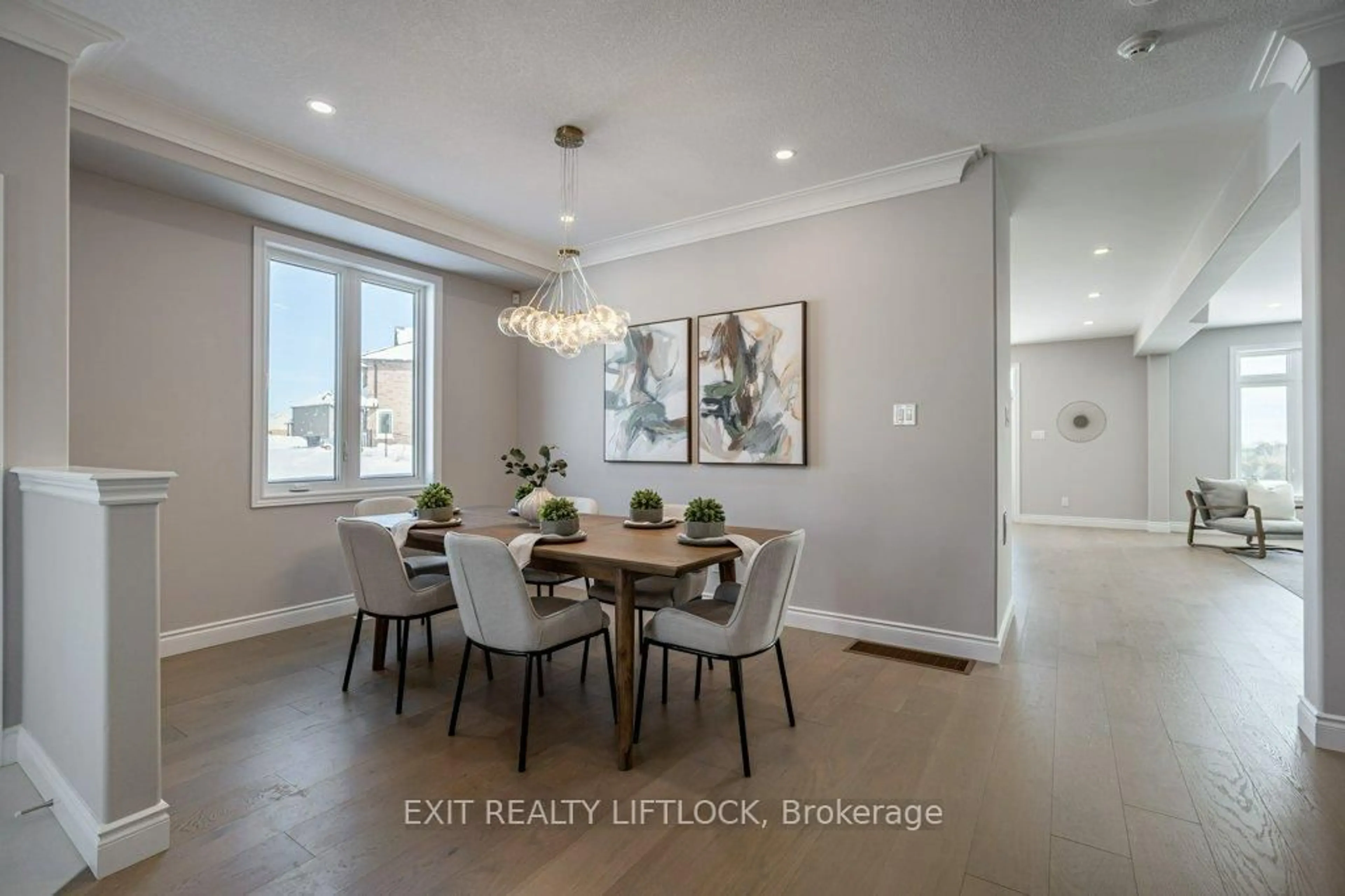 Dining room, ceramic/tile floor for 802 Steinberg Crt, Peterborough North Ontario K9K 0H7