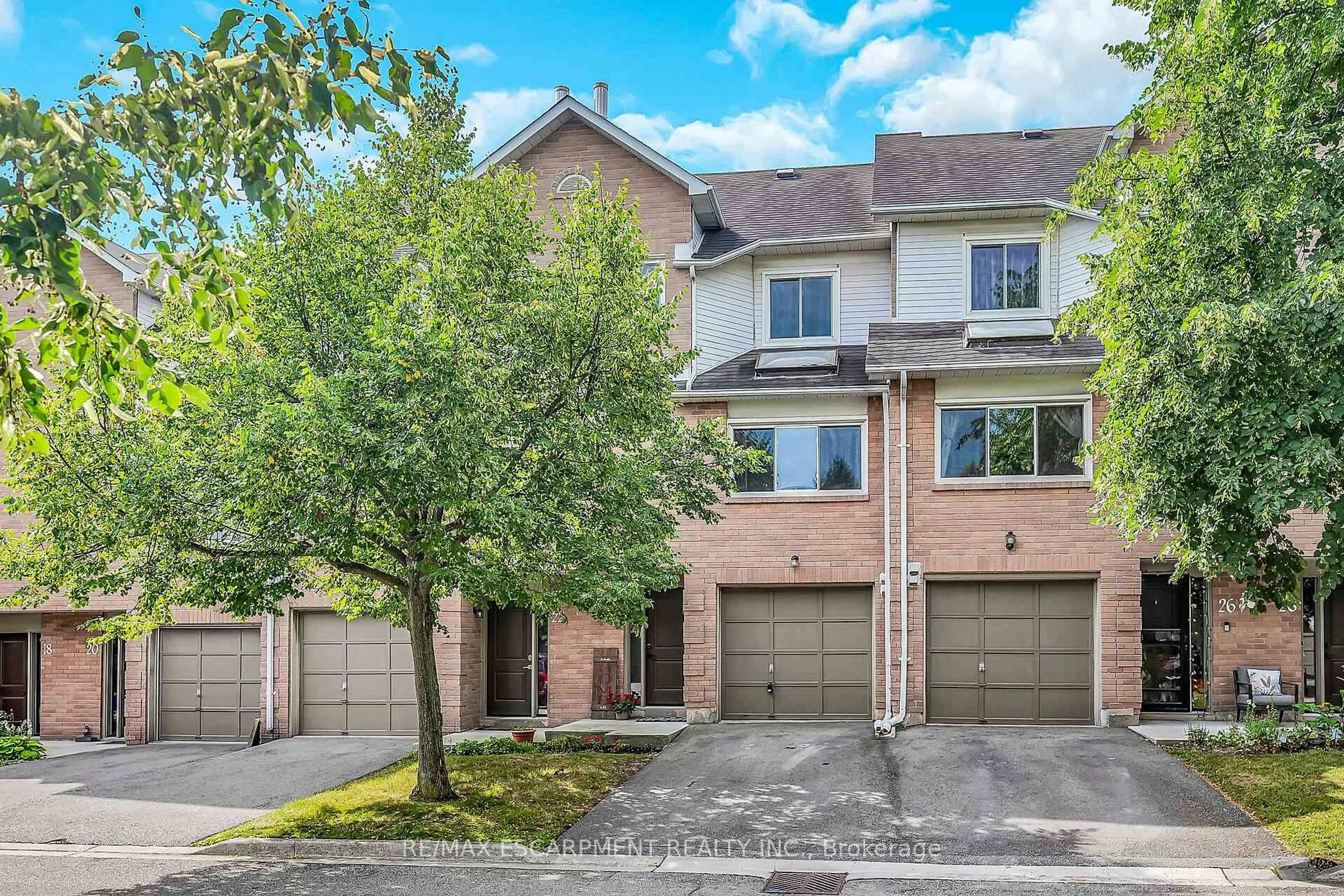 Unknown for 26 Moss Blvd #24, Hamilton Ontario L9H 6W7