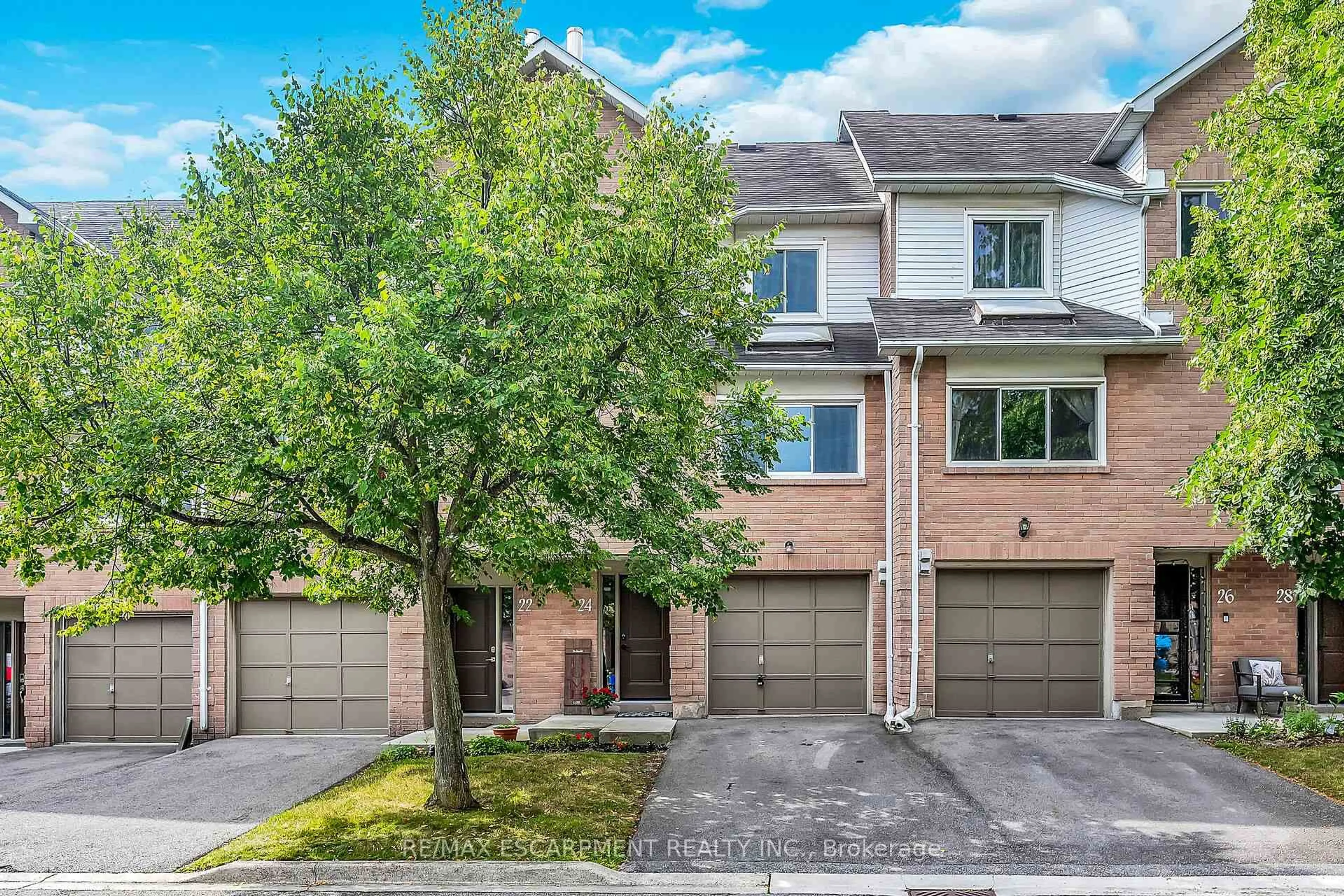 Unknown for 26 Moss Blvd #24, Hamilton Ontario L9H 6W7