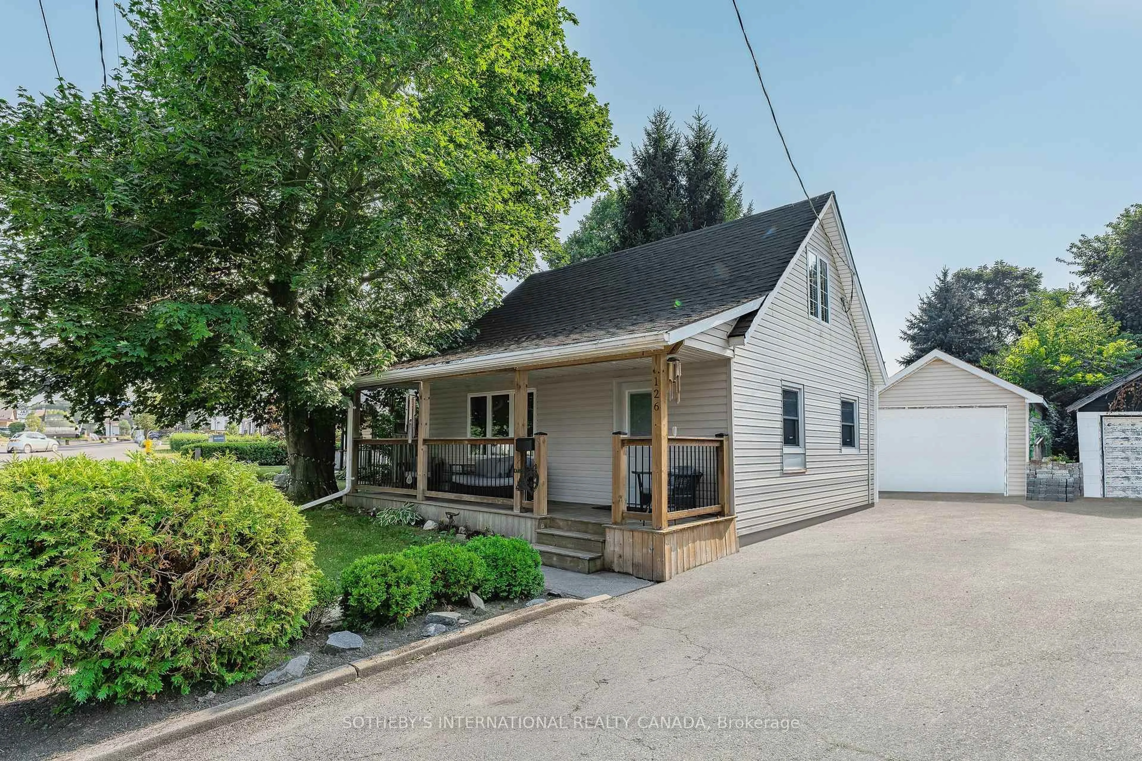 Unknown for 126 Glenmorris St, Cambridge Ontario N1S 2Z2