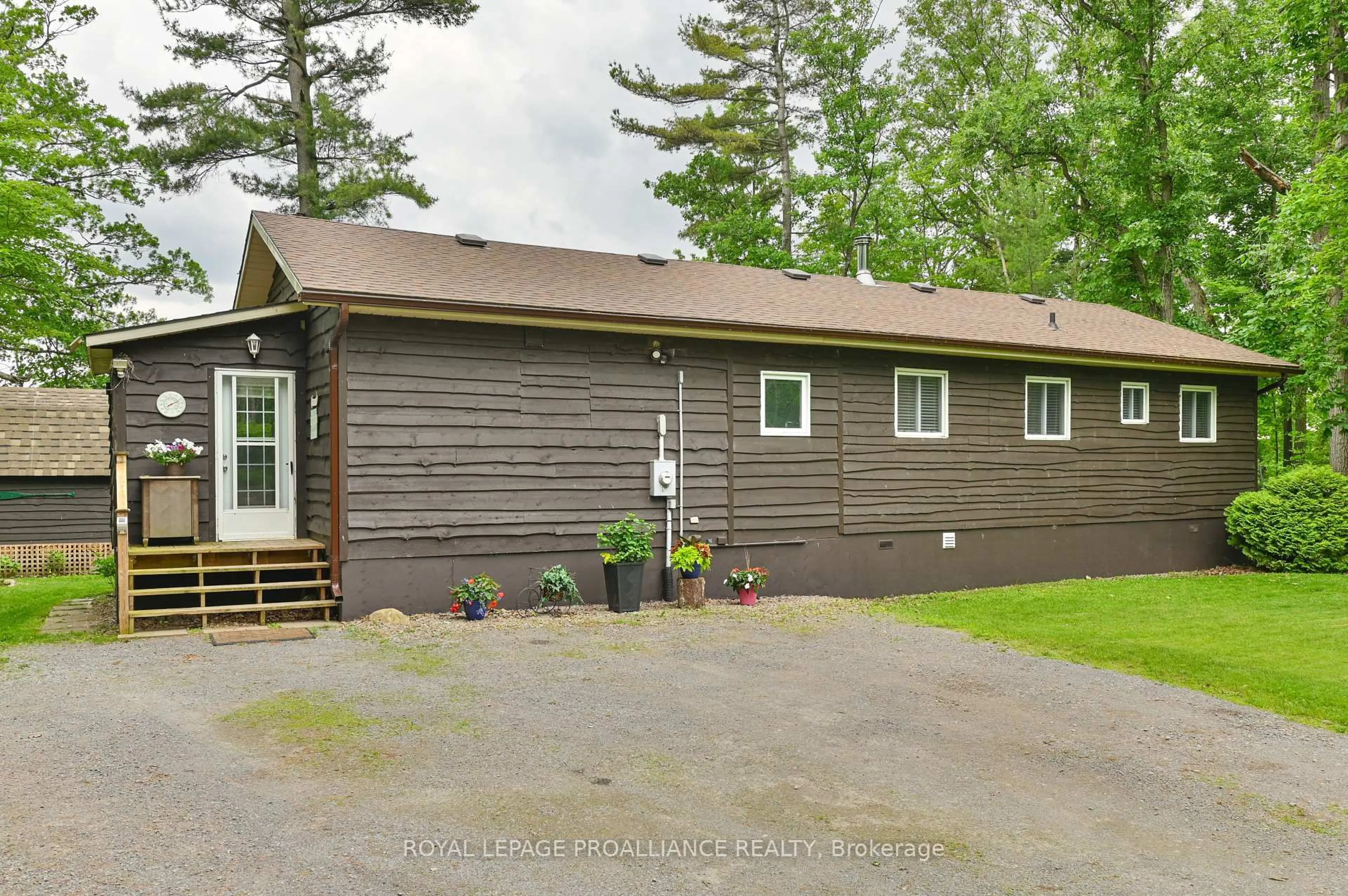 Unknown for 304 Lakeview Lane, Tweed Ontario K0K 3J0