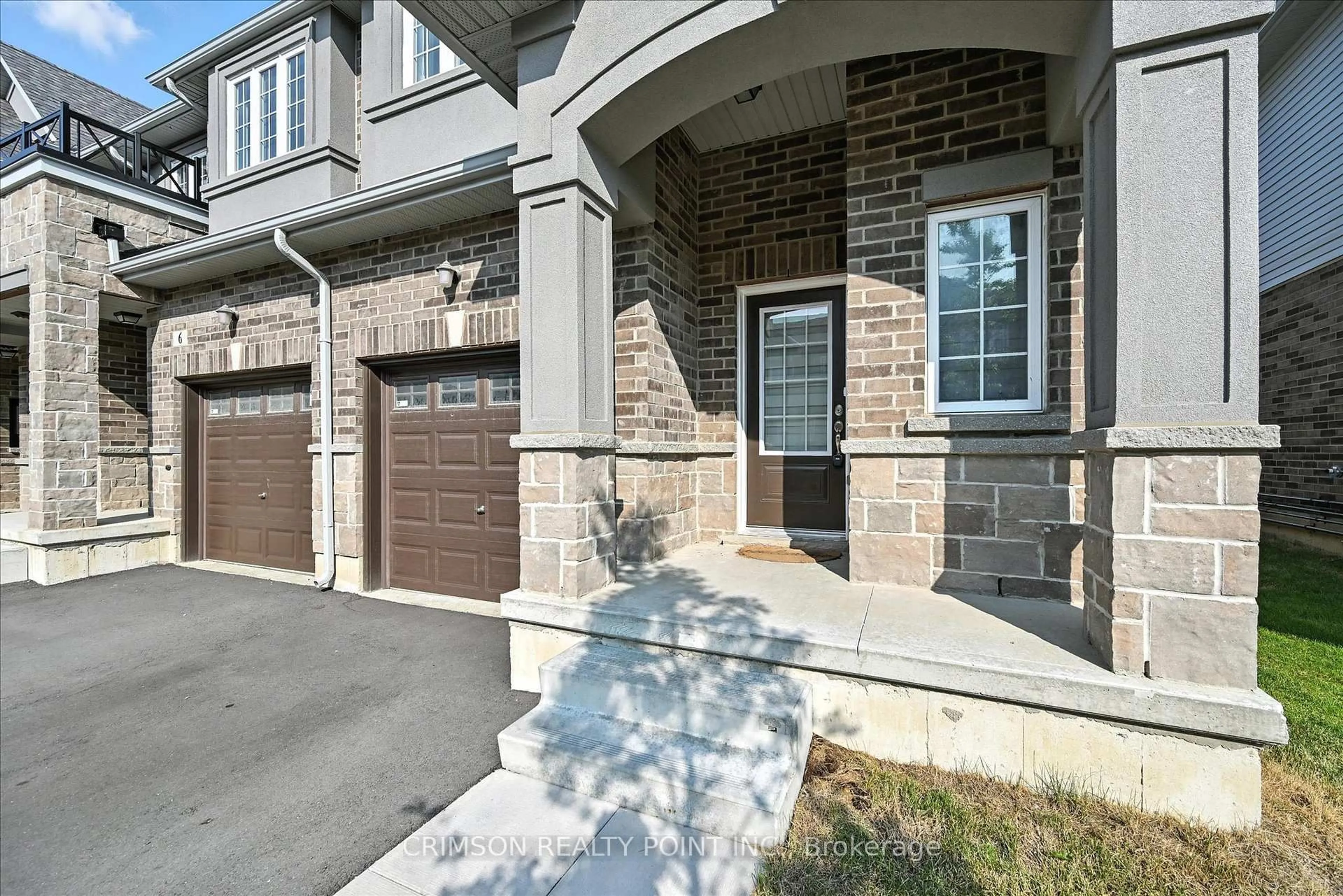 Unknown for 8 Linden Park Lane, Hamilton Ontario L9A 1Y1