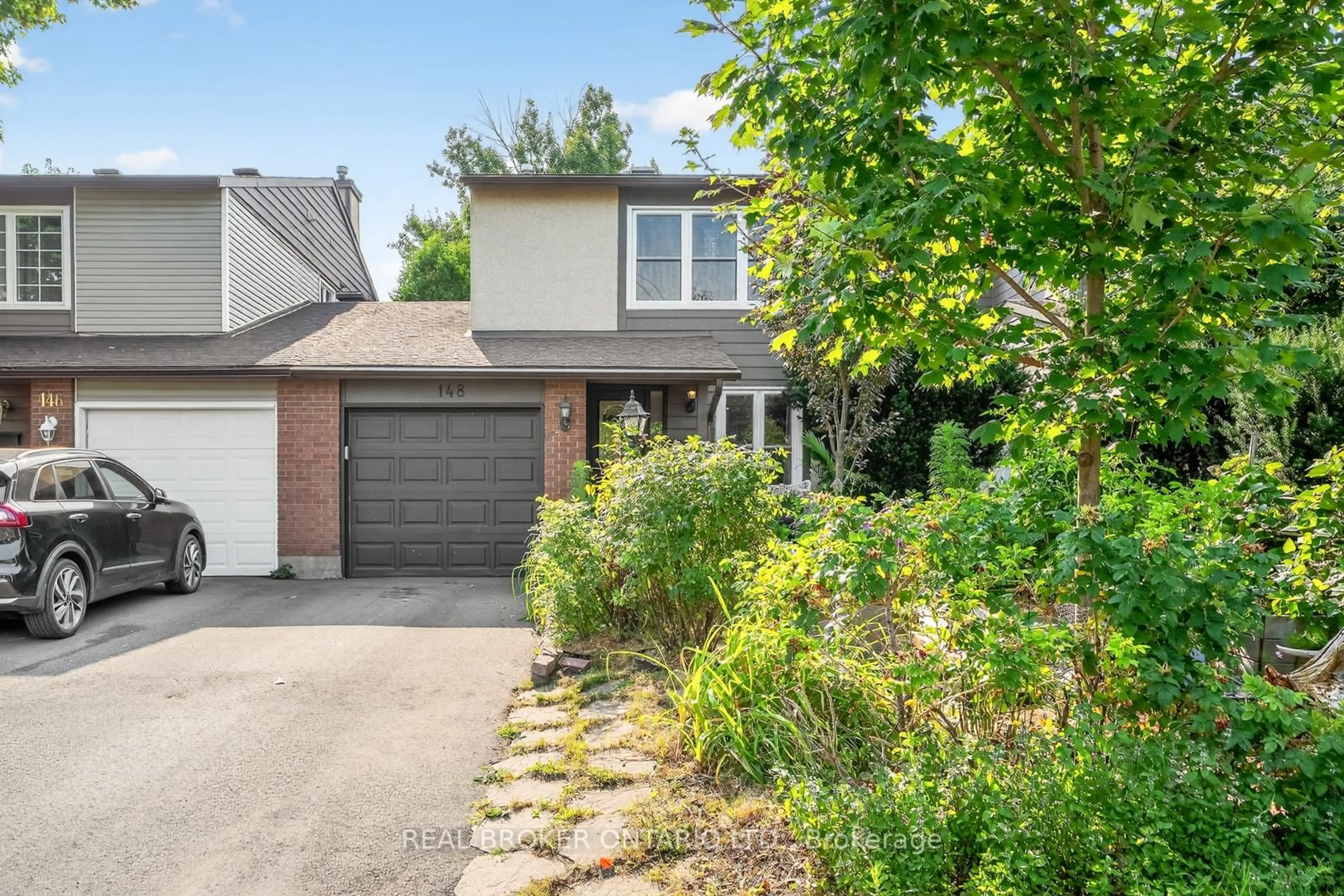 Unknown for 148 Burnett's Grove Circ, Ottawa Ontario K2J 1S9