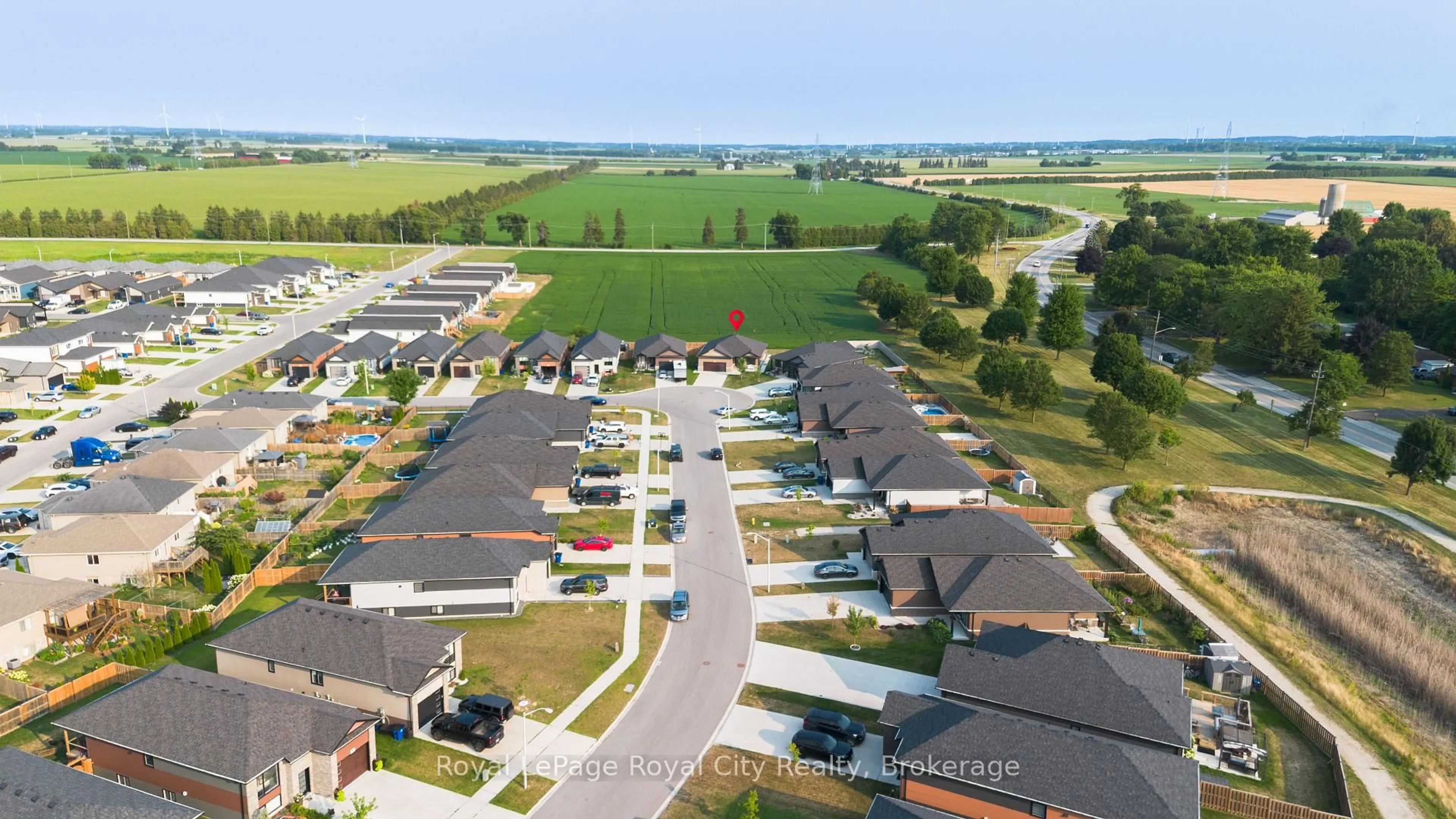 A pic from outside/outdoor area/front of a property/back of a property/a pic from drone, street for 244 Moonstone Cres, Chatham-Kent Ontario N7M 0S1