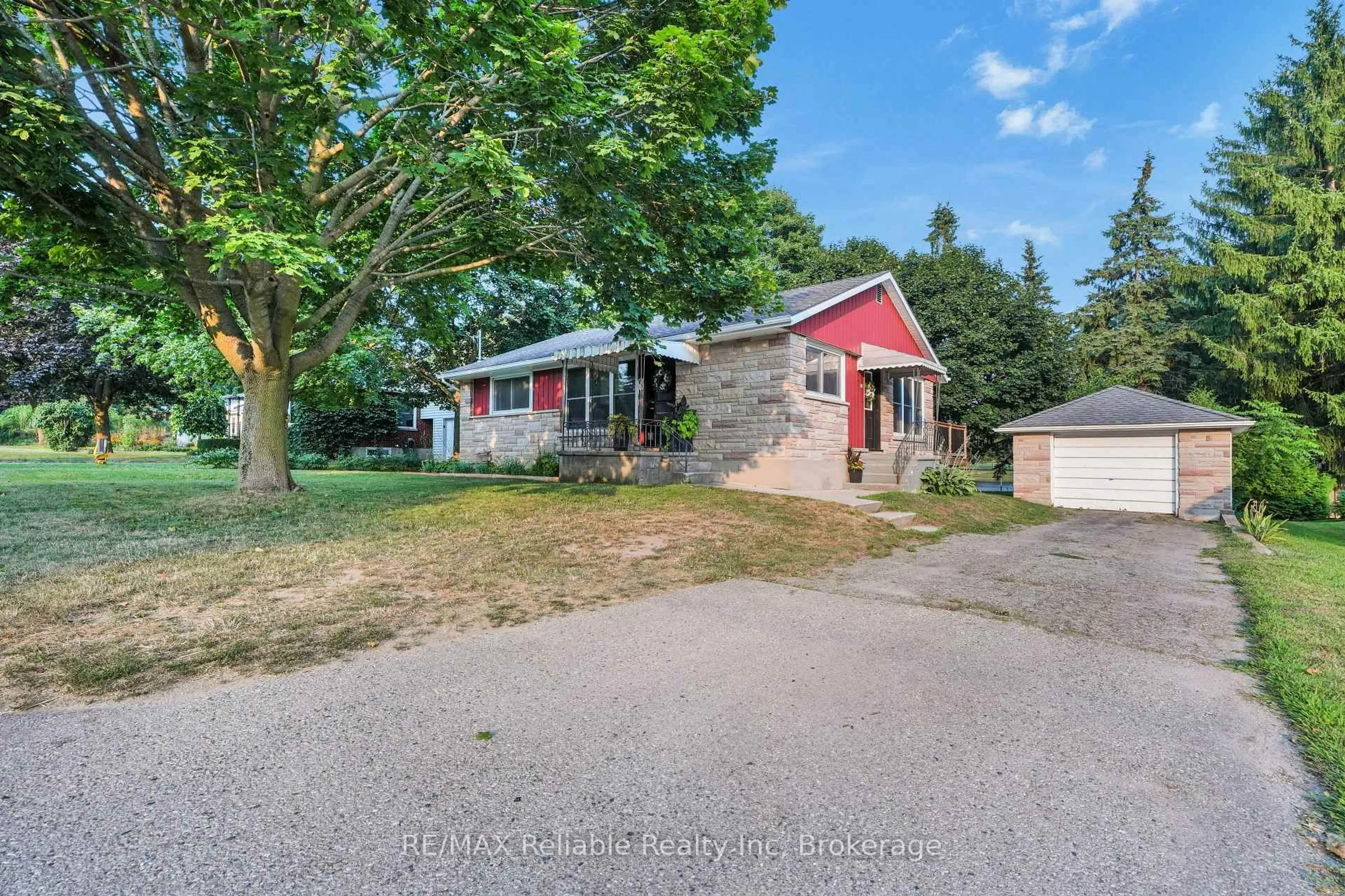 A pic from outside/outdoor area/front of a property/back of a property/a pic from drone, street for 61 East St, Central Huron Ontario N0M 1L0
