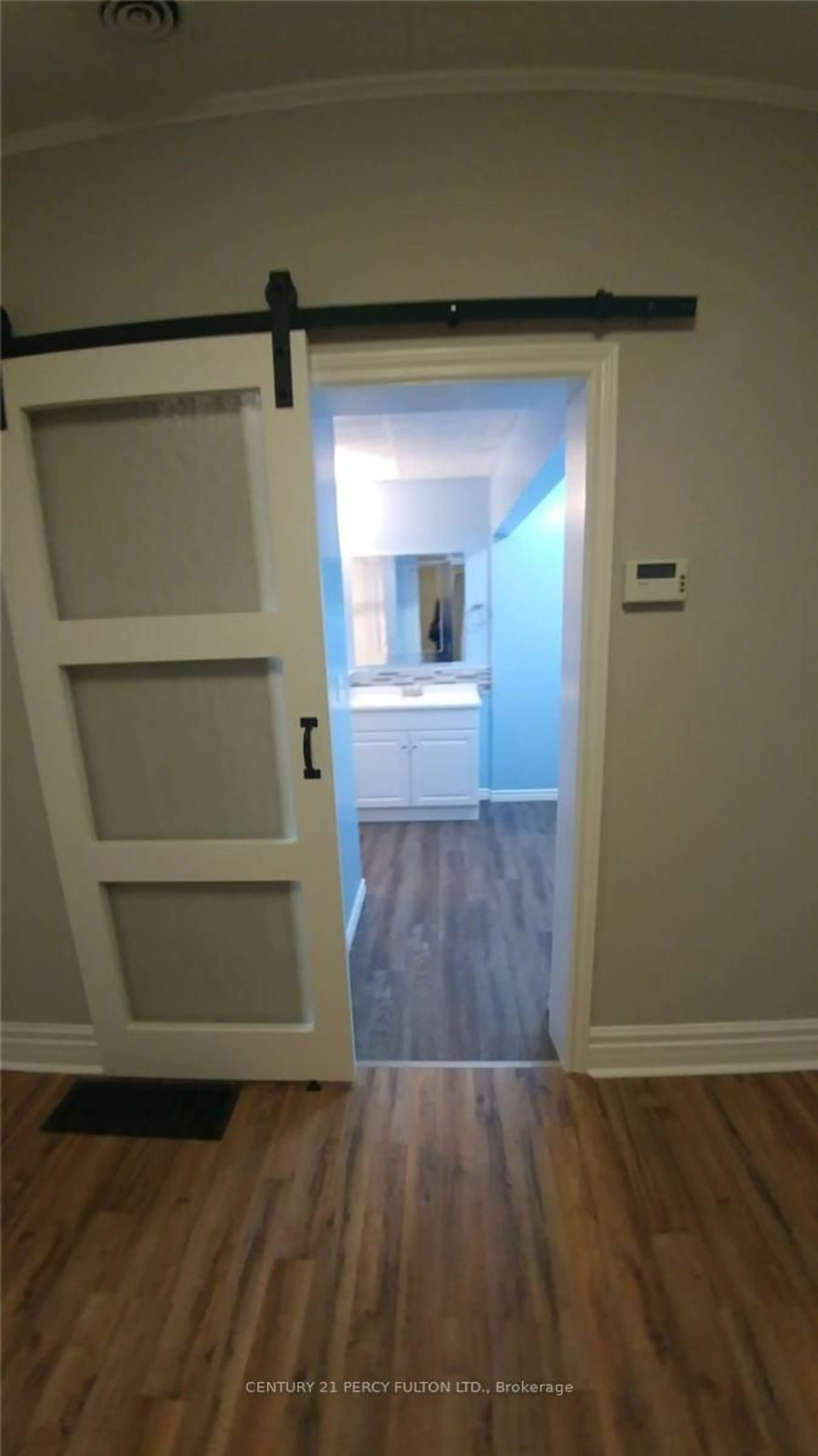 Unknown for 37 South Front St, Belleville Ontario K8N 2Y5