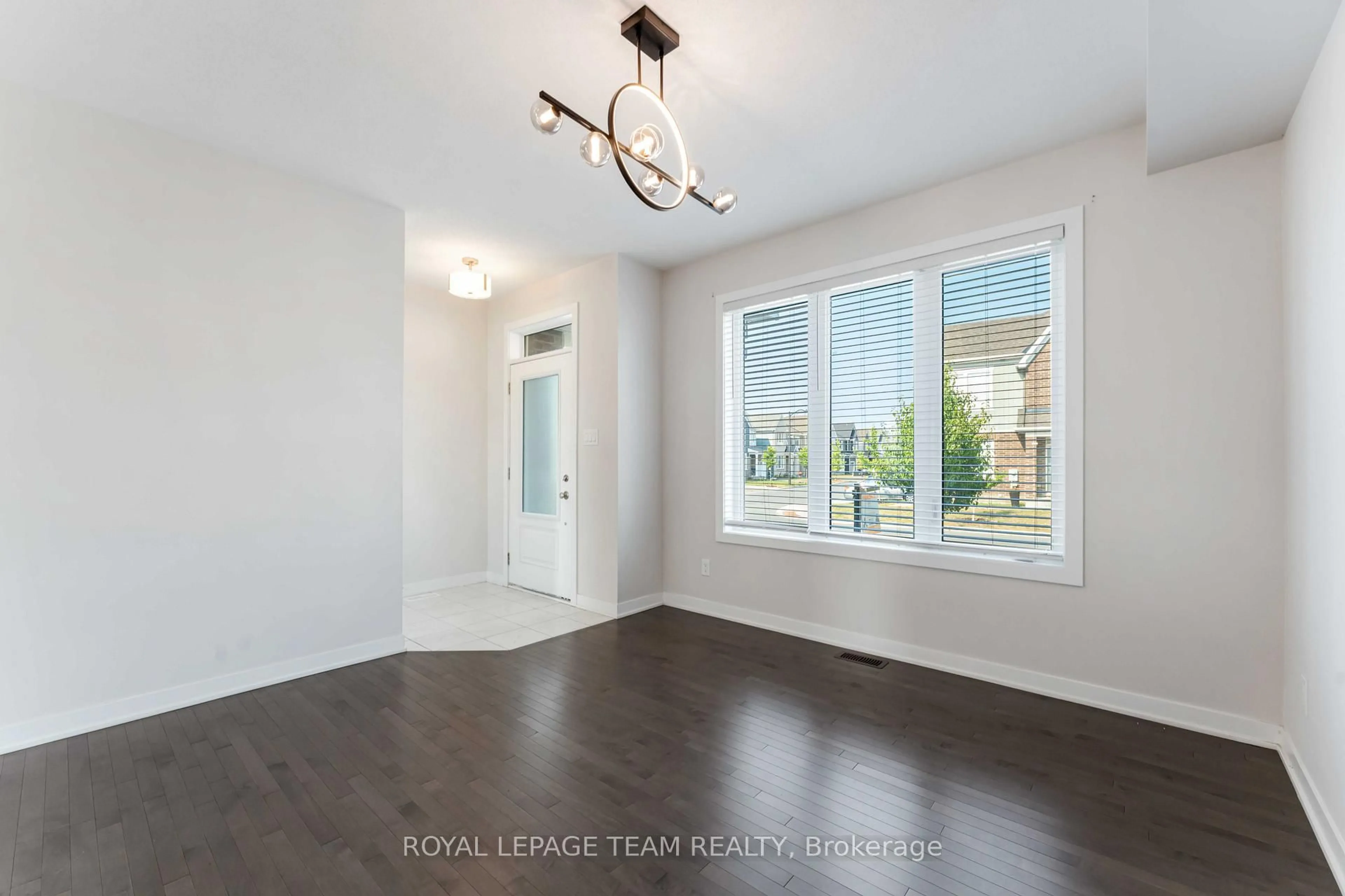 A pic of a room for 3040 Travertine Way, Ottawa Ontario K2J 6W9