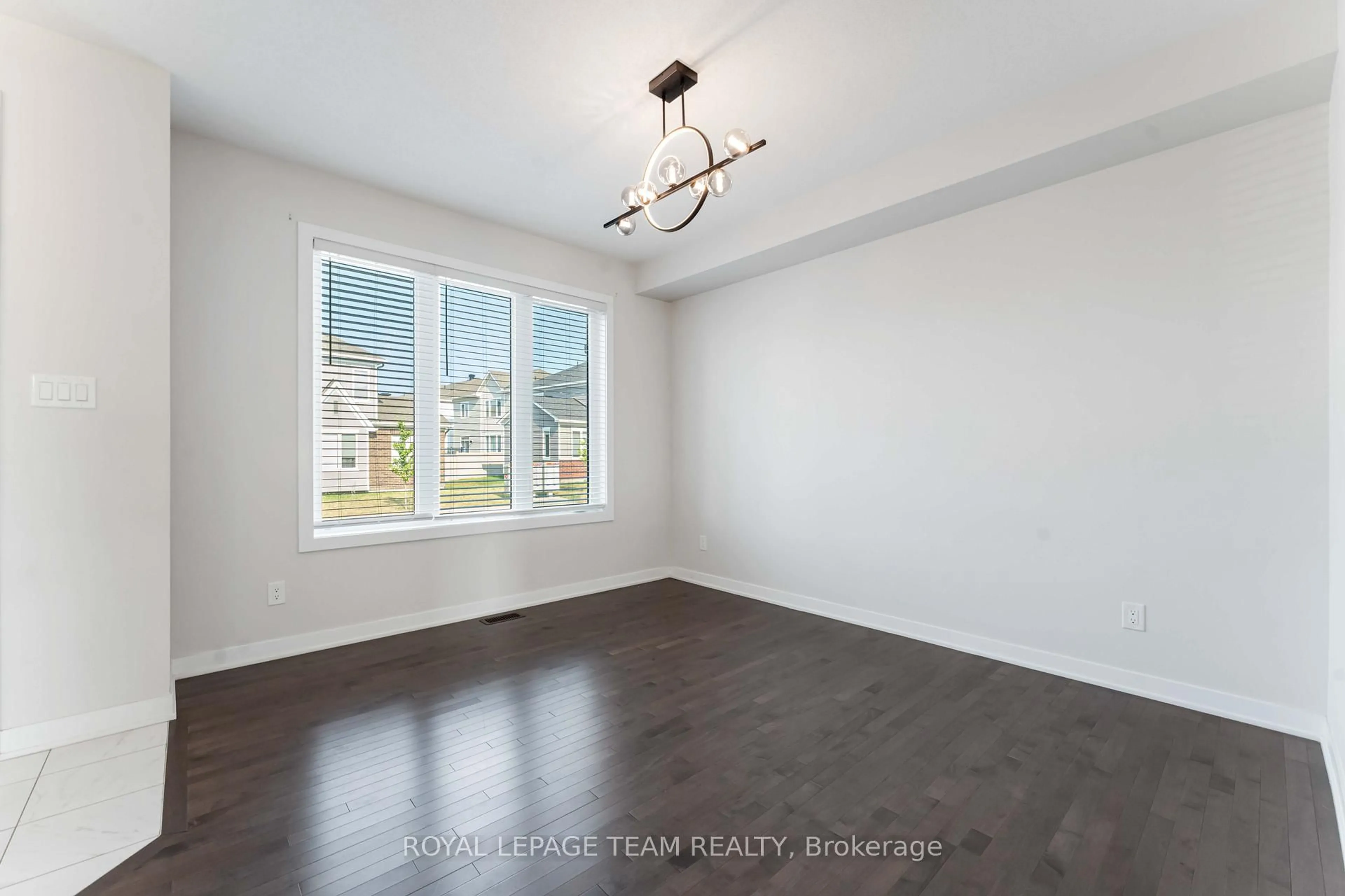 A pic of a room for 3040 Travertine Way, Ottawa Ontario K2J 6W9