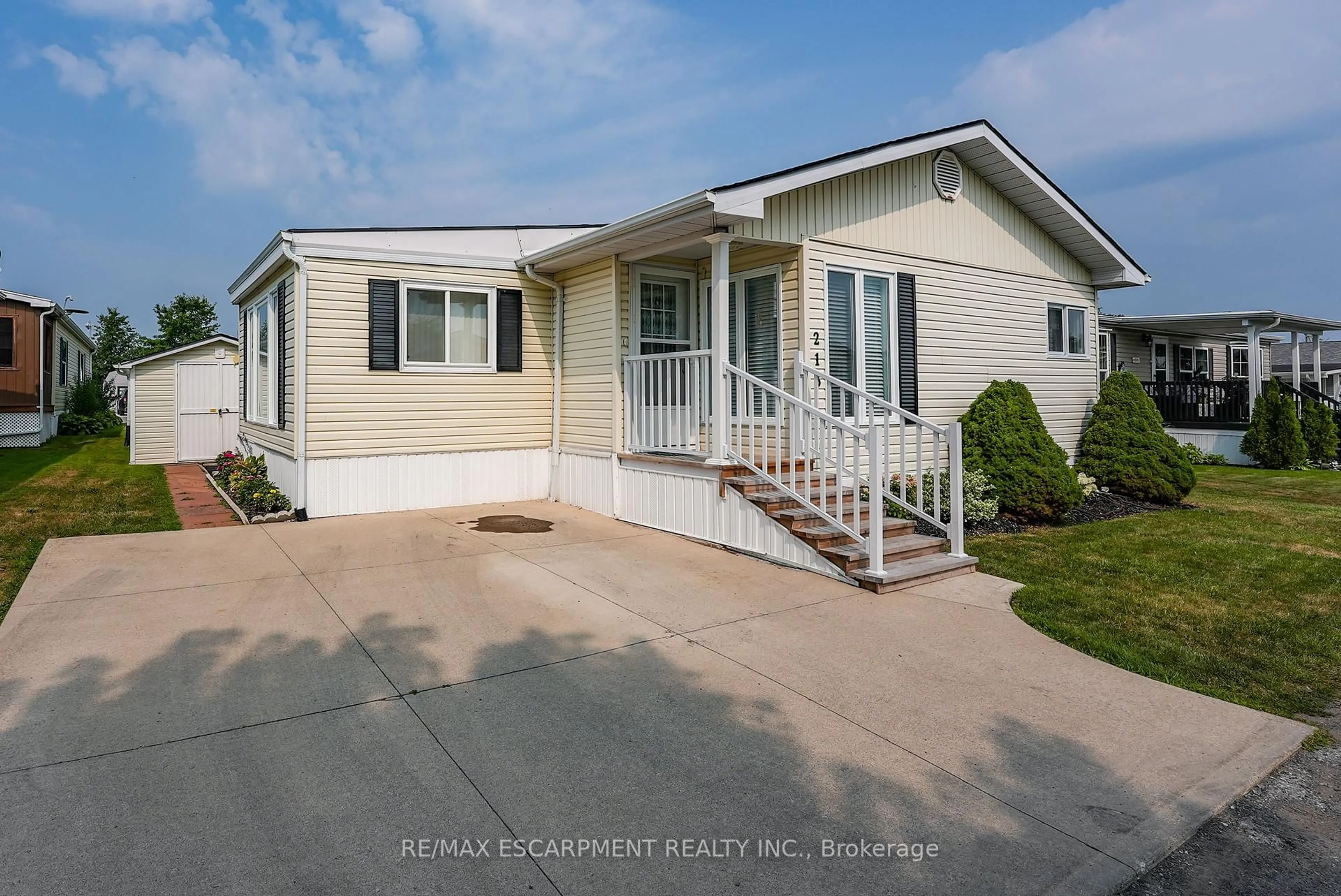 Home with vinyl exterior material, street for 3033 Townline Rd #213, Fort Erie Ontario L0S 1S1