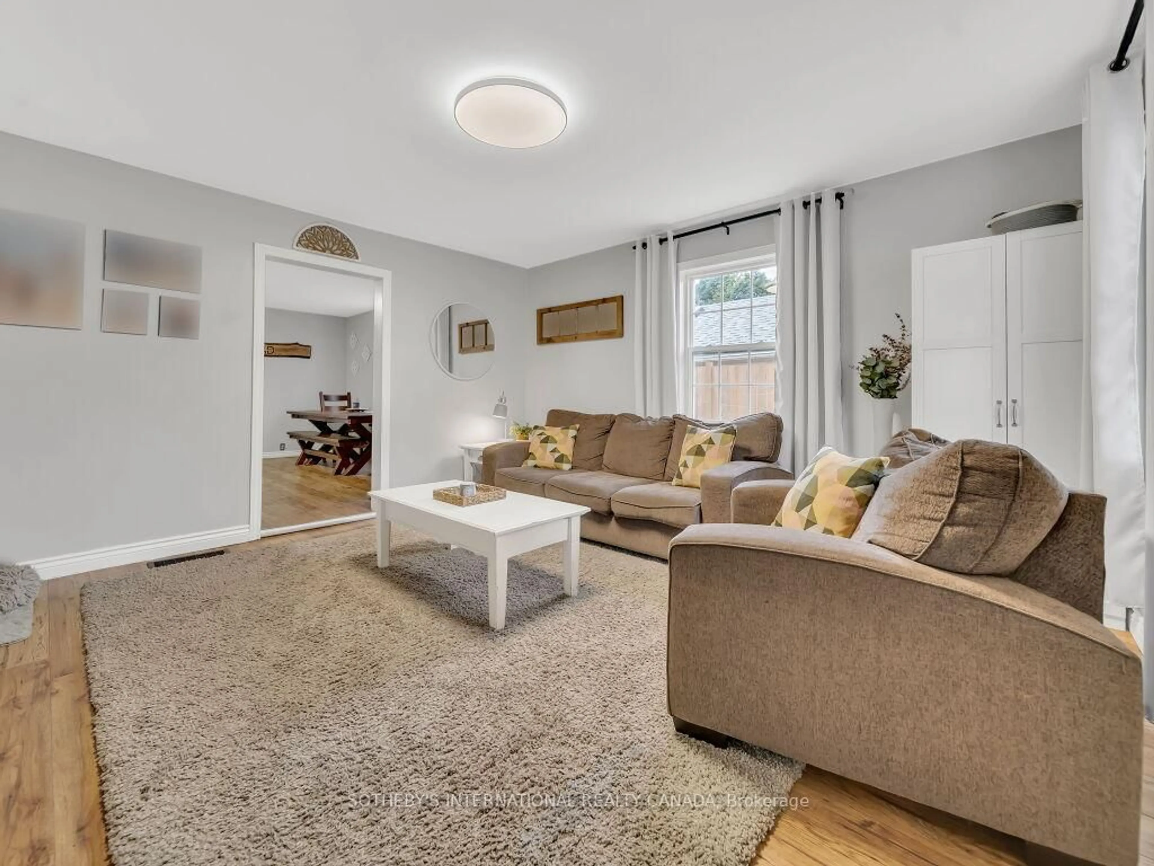 Living room with furniture, unknown for 80 Elgin St, Cambridge Ontario N1R 5H6