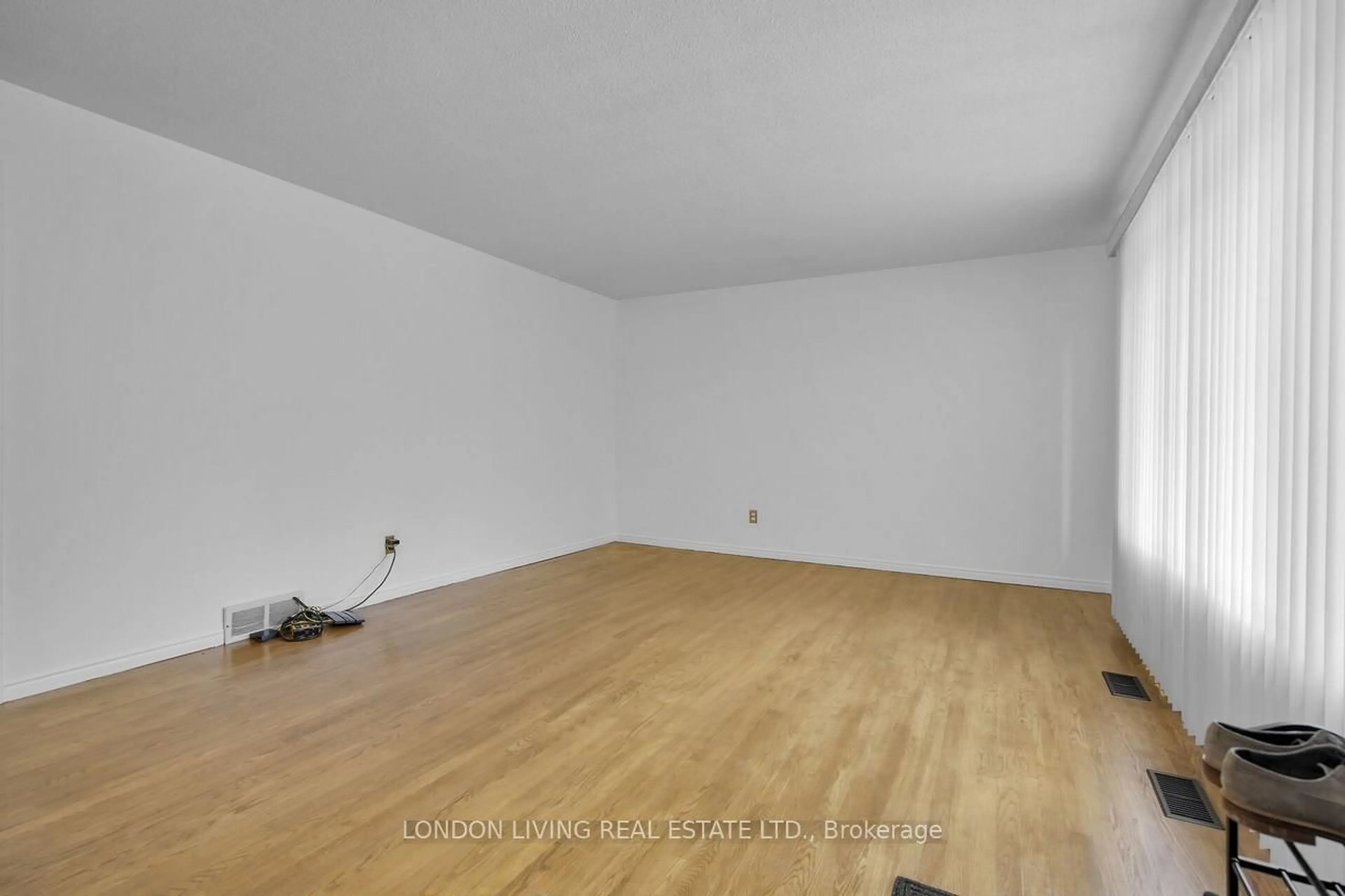 A pic of a room for 80 Rollscourt Pl, London North Ontario N6G 1M2