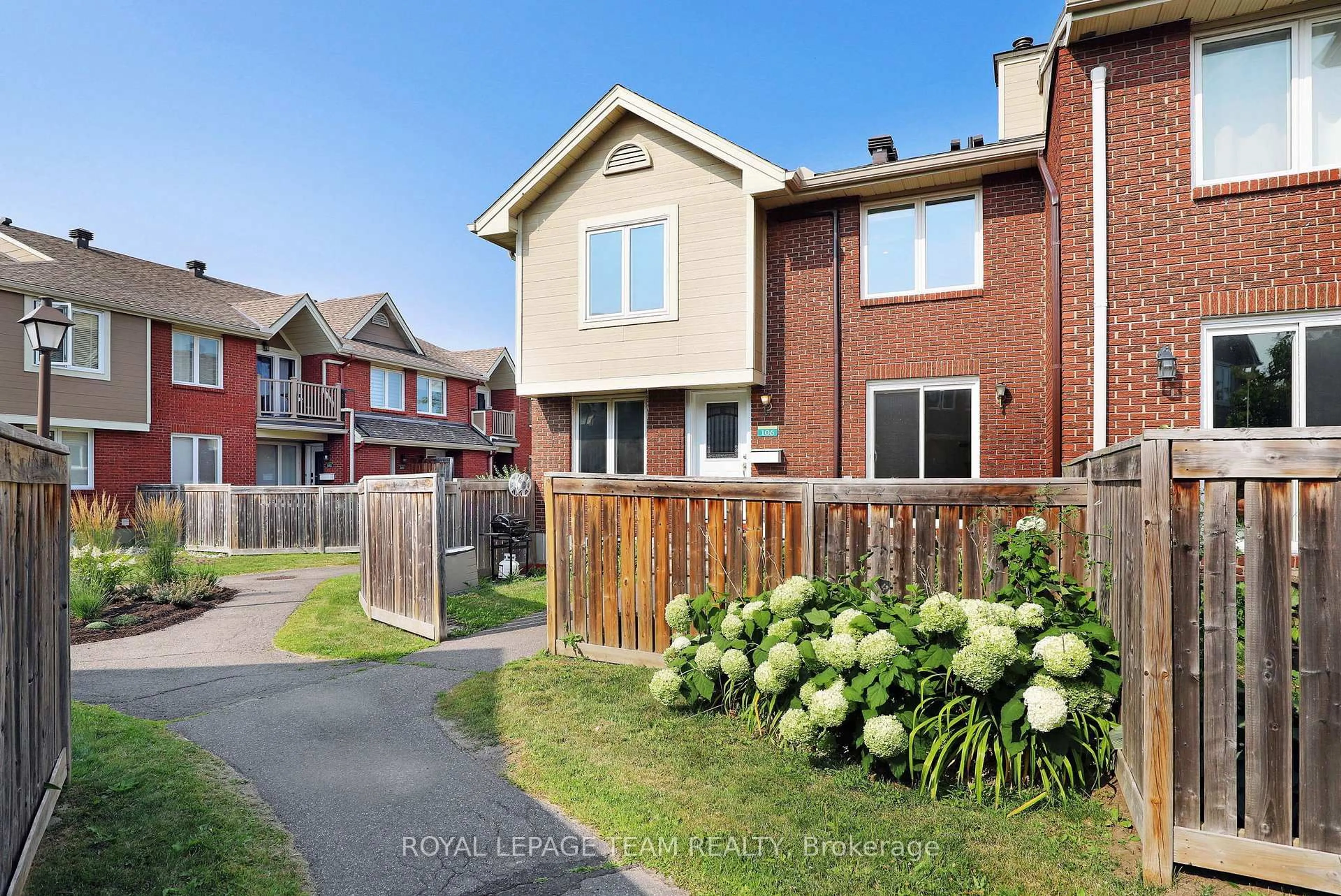 A pic from outside/outdoor area/front of a property/back of a property/a pic from drone, street for 1770 Cabaret Lane #106, Orleans Ontario K4A 2G1