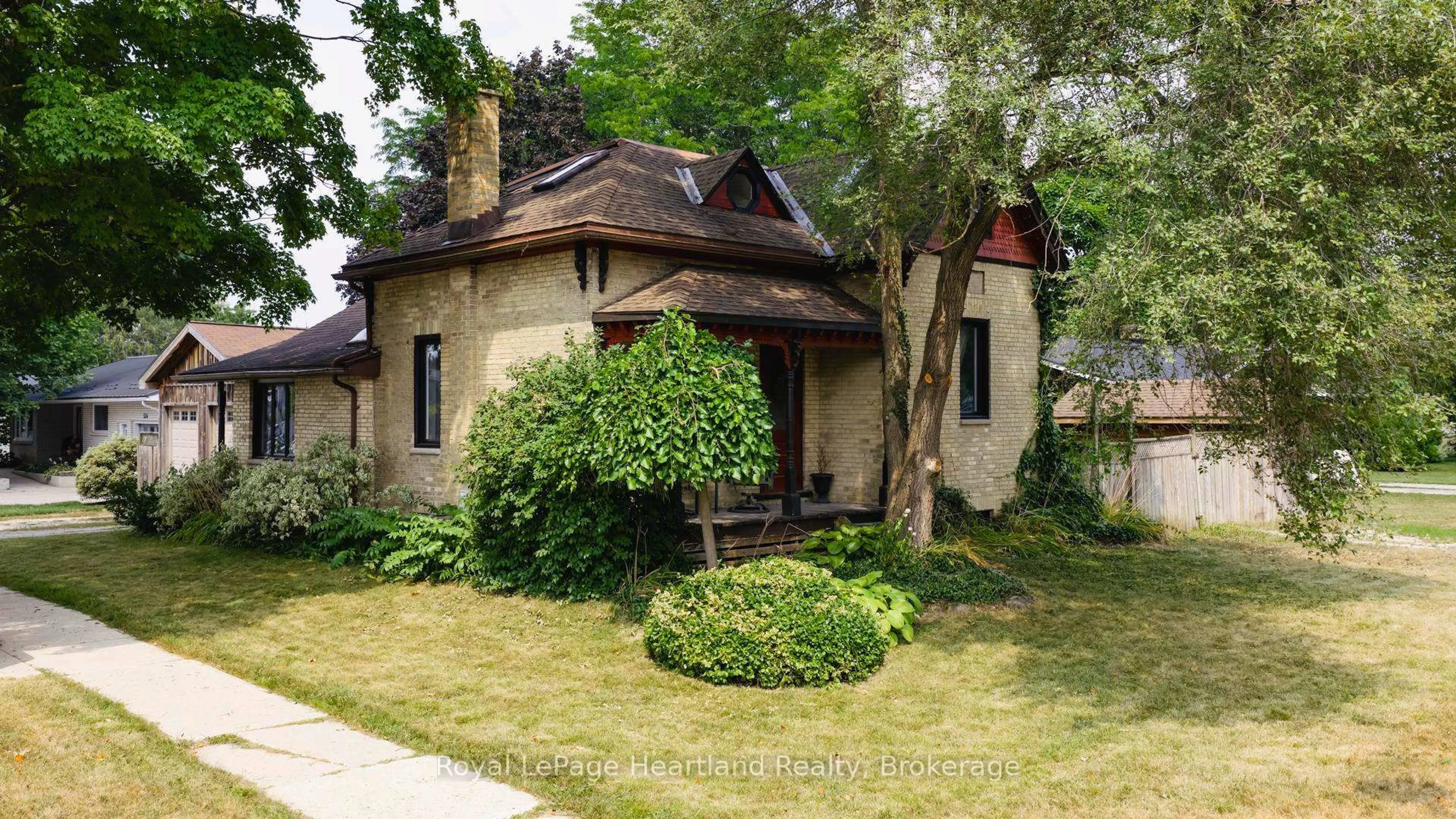 Unknown for 30 Waterloo St, South Huron Ontario N0M 1S2
