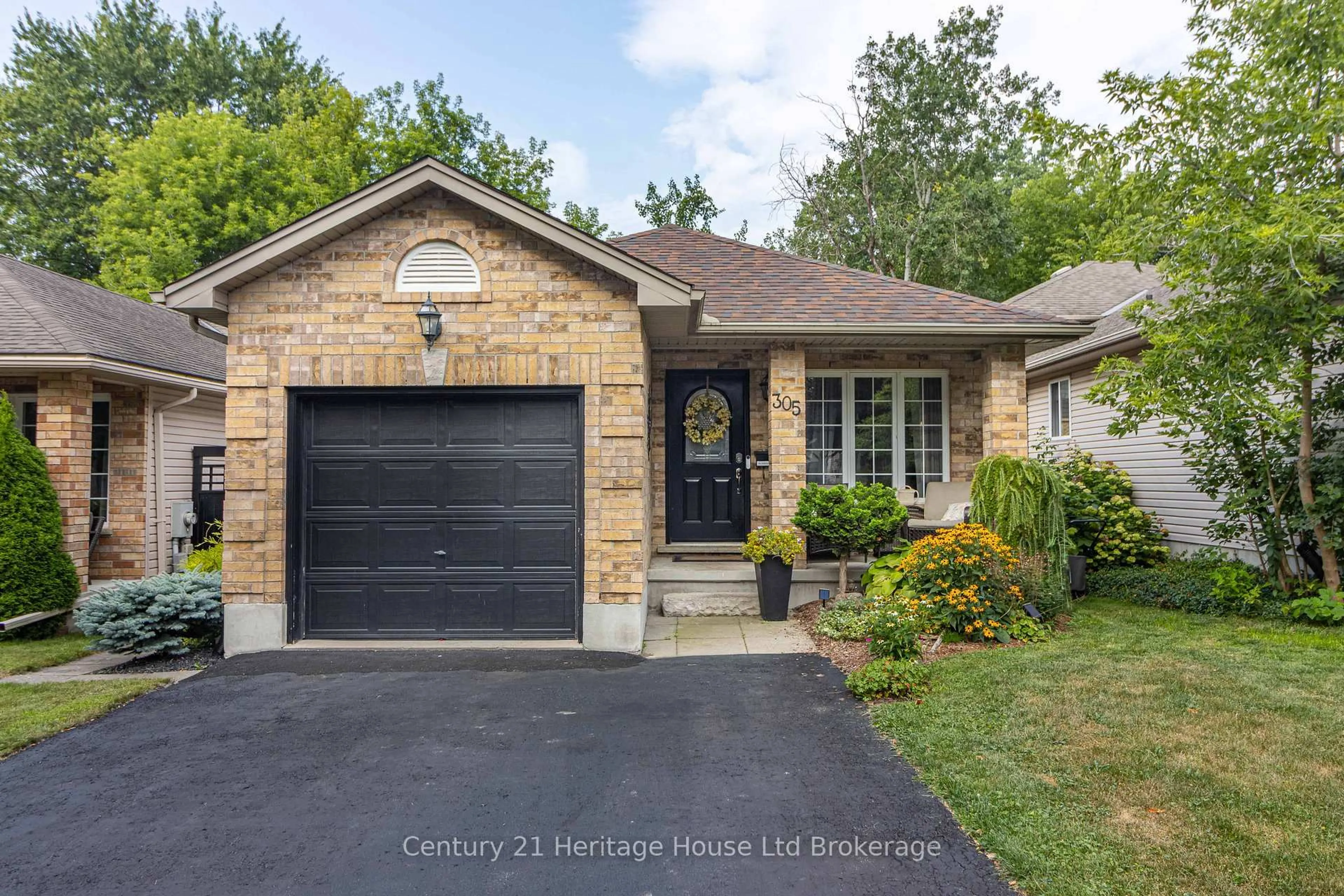 Home with brick exterior material, street for 305 Hungerford St, London East Ontario N5W 6E3