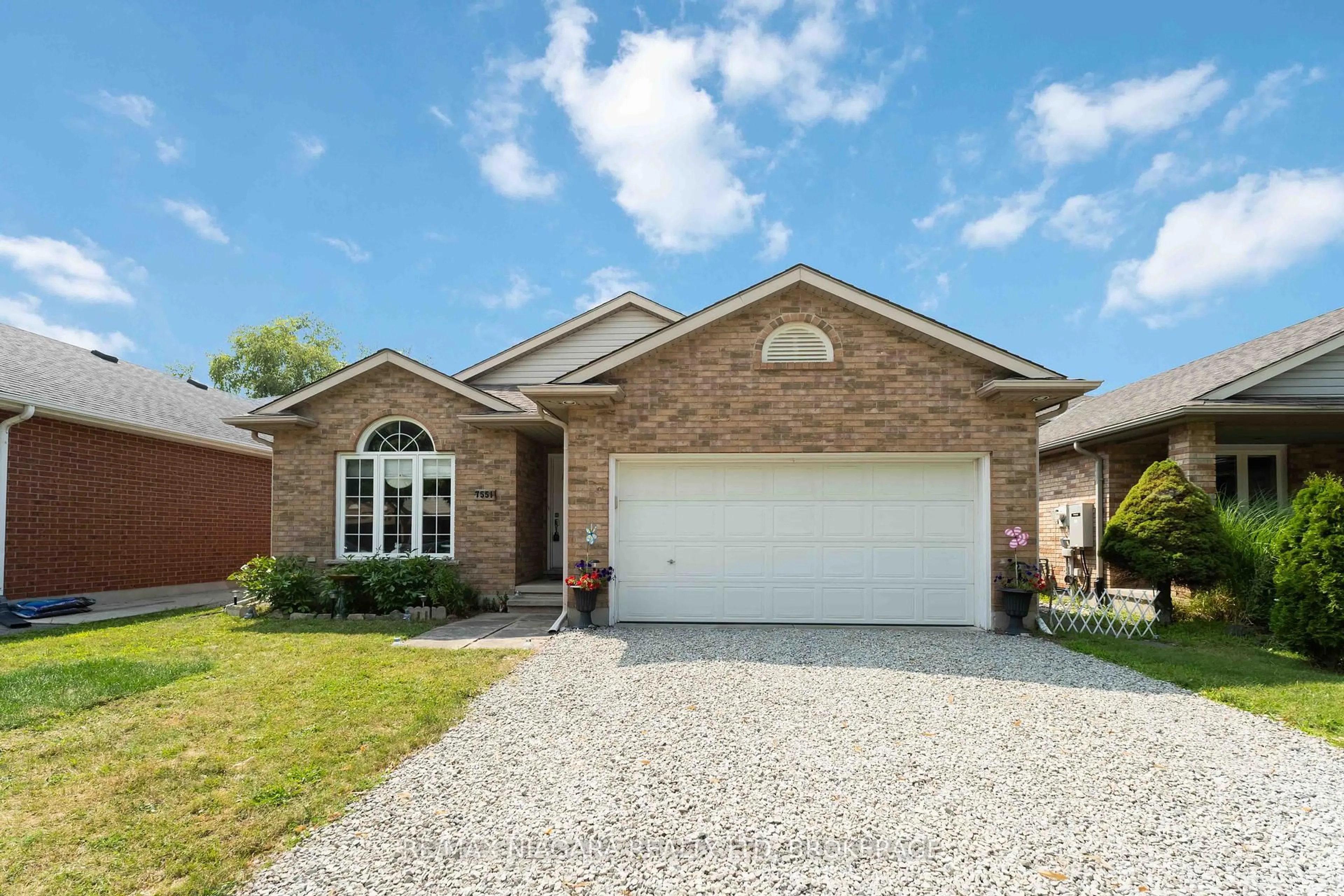 Home with brick exterior material, street for 7551 Canterbury Cres, Niagara Falls Ontario L2H 3E7