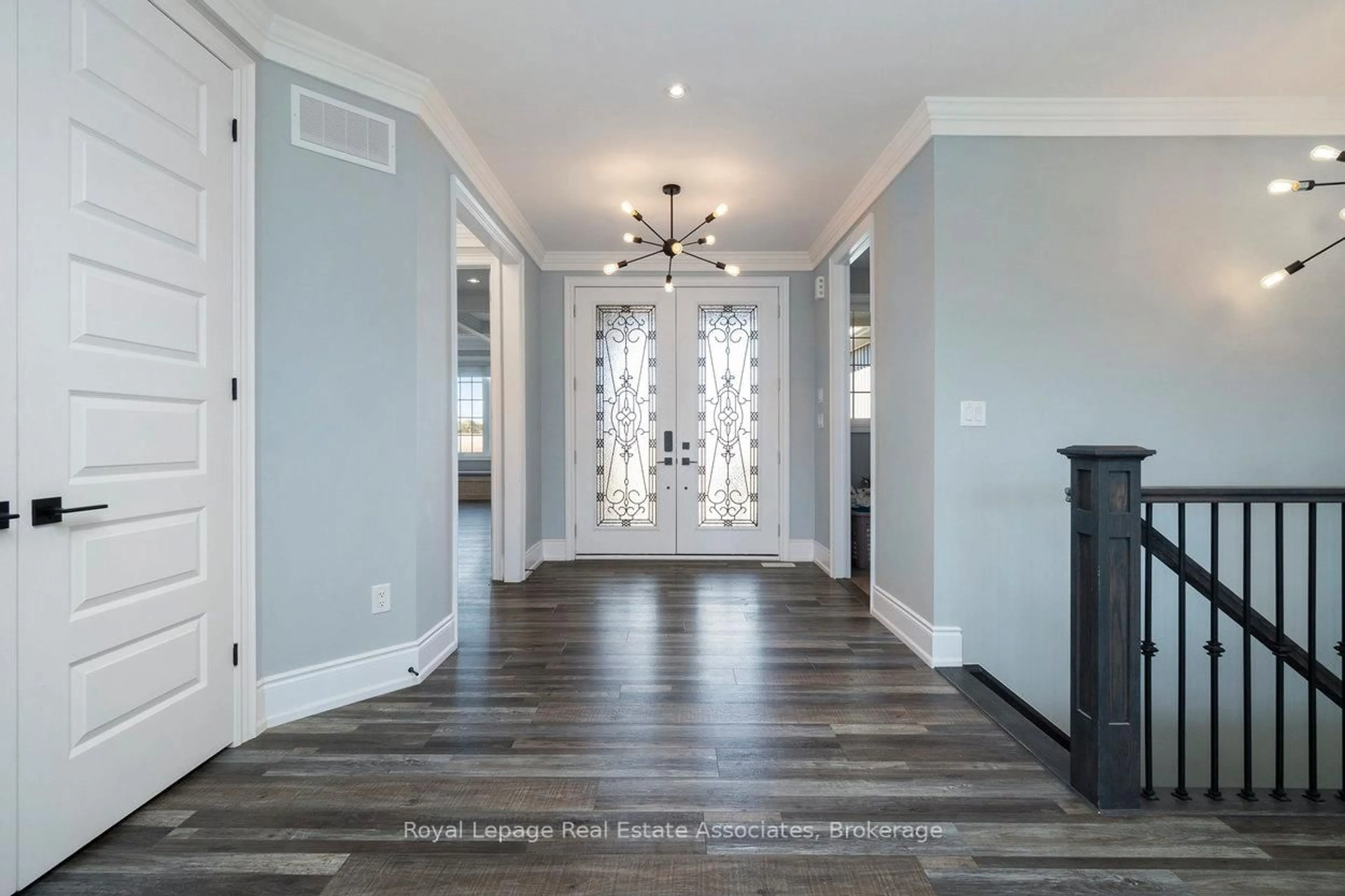 Indoor entryway for 321312 Concession Rd #6-7, East Luther Grand Valley Ontario L0N 1G0
