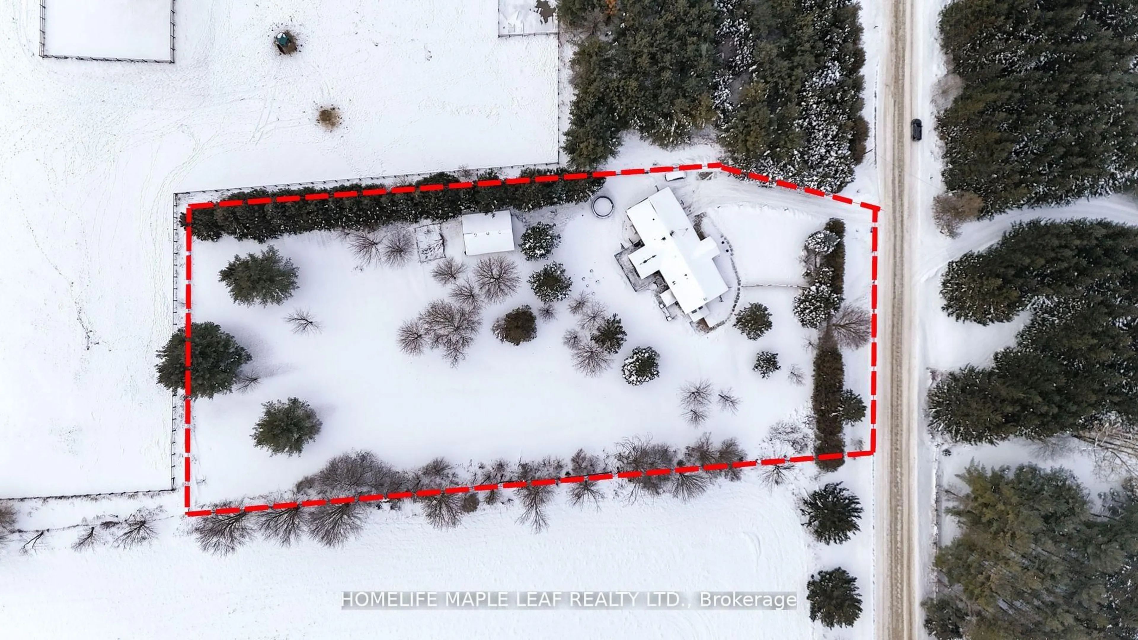 A pic from outside/outdoor area/front of a property/back of a property/a pic from drone, street for 5702 Sixth Line, Erin Ontario N0B 1Z0