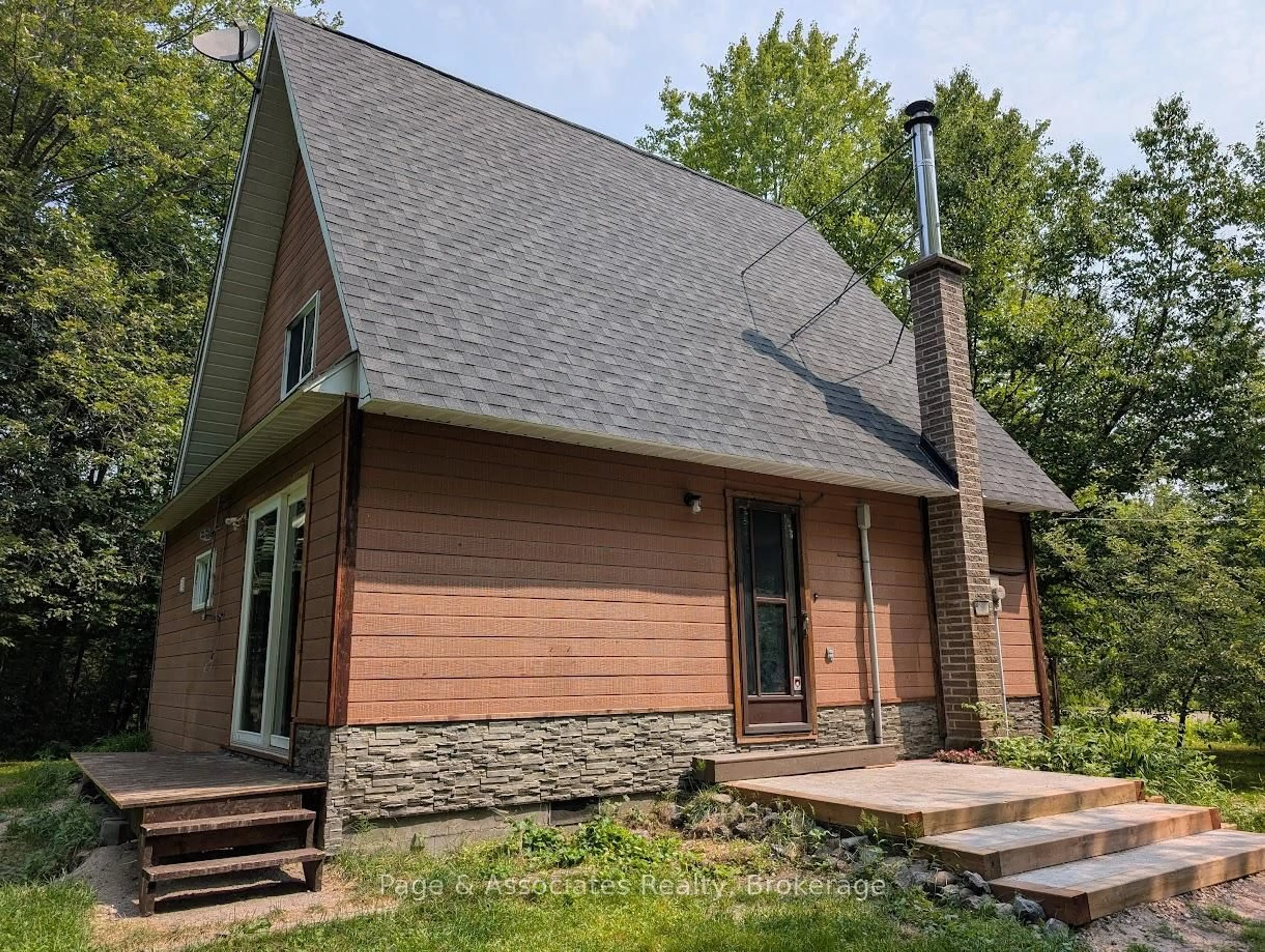 Home with brick exterior material, unknown for 1854 Jocko Point Rd, North Bay Ontario P1B 8G5